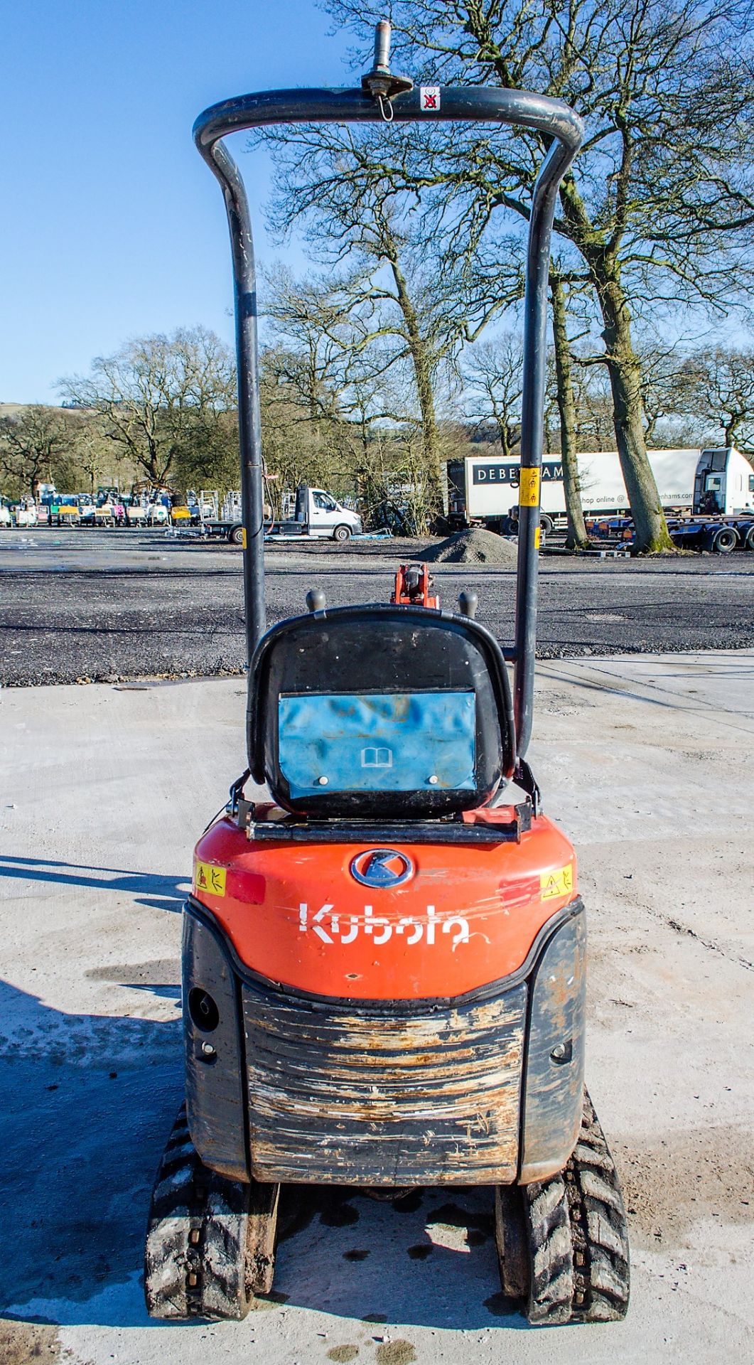 Kubota K008-3 0.8 tonne rubber tracked micro excavator Year: 2017 S/N: 29349 Recorded Hours: 682 - Image 6 of 18