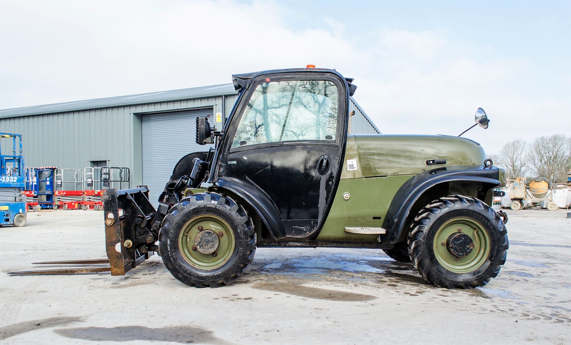 JCB 524-50 5 metre telescopic handler EX MOD Year: 2008 S/N: 1417311 Recorded Hours: 3104 - Bild 7 aus 20