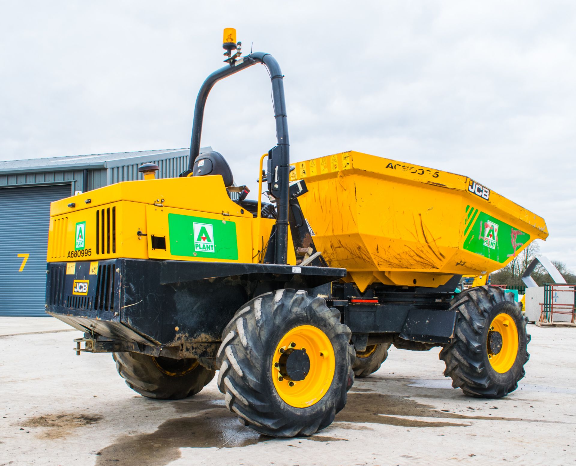 JCB 6 tonne swivel skip dumper Year: 2015 S/N: FRL8737 Recorded Hours: 1236 A680955 - Bild 3 aus 18