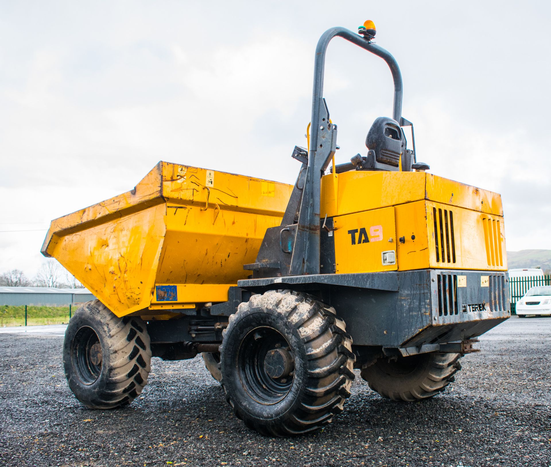 Terex TA9 9 tonne straight skip dumper Year: 2014 S/N: PK4977 Recorded Hours: Not displayed (Clock - Image 4 of 18