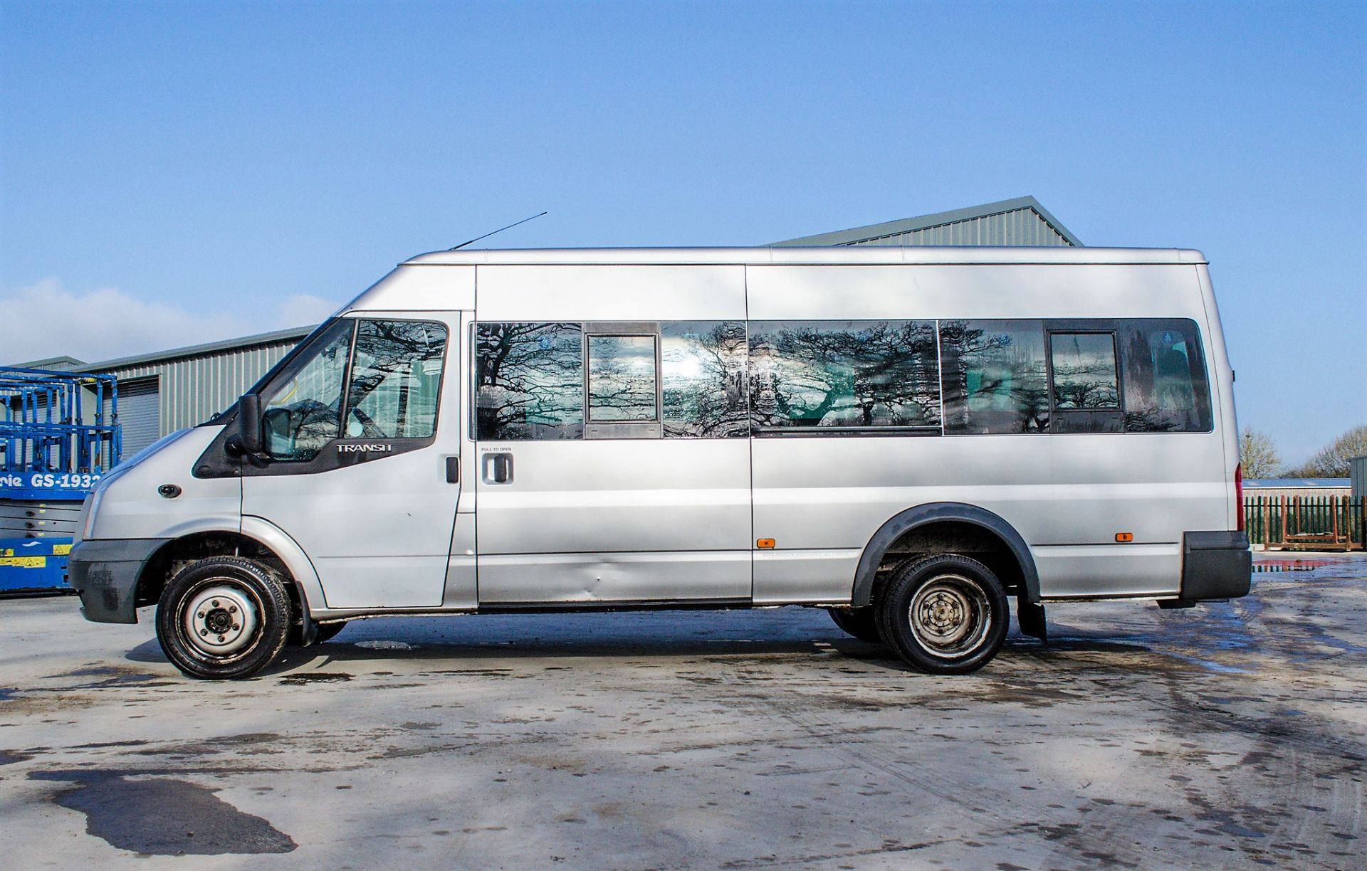 Ford Transit 115 T430 Trend 16 seat minibus Registration Number: AJ10 DYV Date of Registration: 31/ - Image 7 of 23