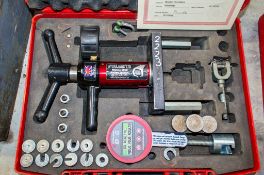 Hydrajaws hydraulic eyebolt tester kit c/w carry case