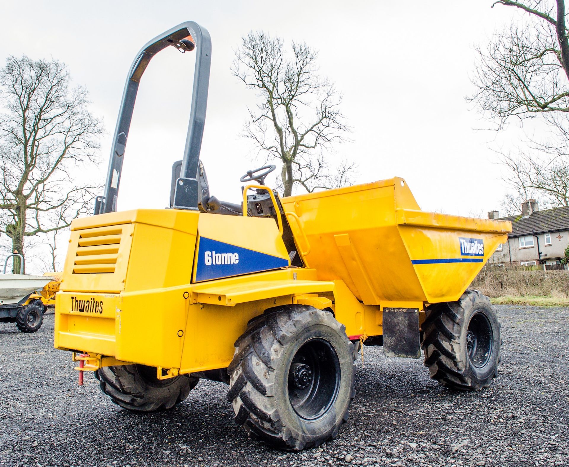 Thwaites 6 tonne straight skip dumper Year: 2003 S/N: 3.A2136 Recorded Hours: 4649 - Image 3 of 20