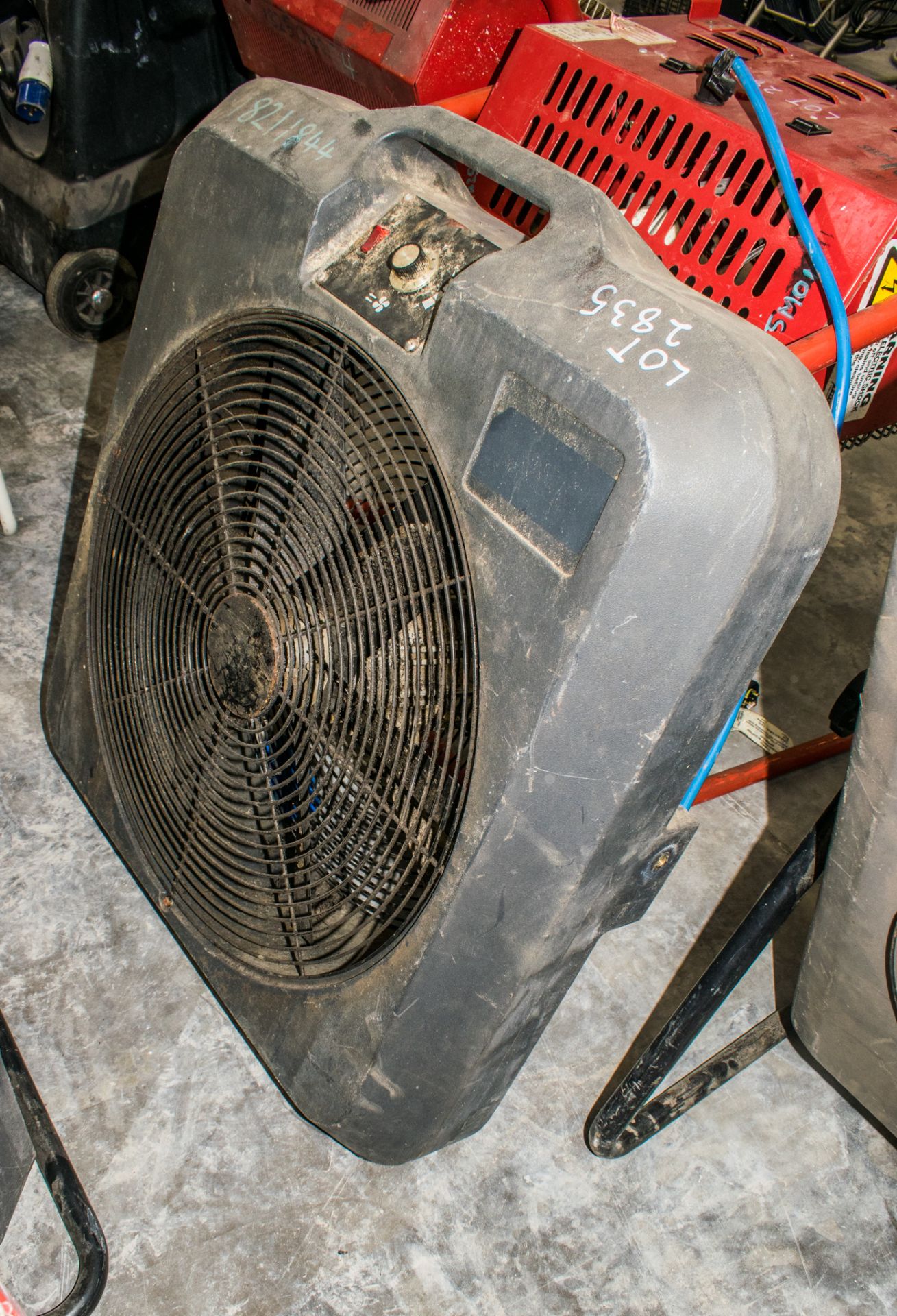 240v air circulation fan