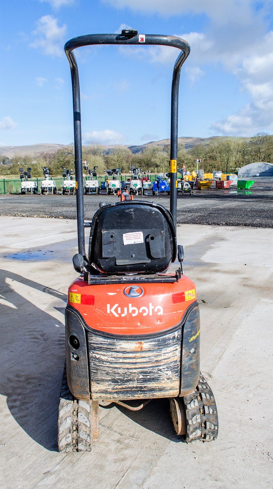 Kubota K008-3 0.8 tonne rubber tracked micro excavator Year: 2017 S/N: 29573 Recorded Hours: 1058 - Bild 6 aus 18