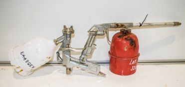 2 - spray guns A858443/N754524