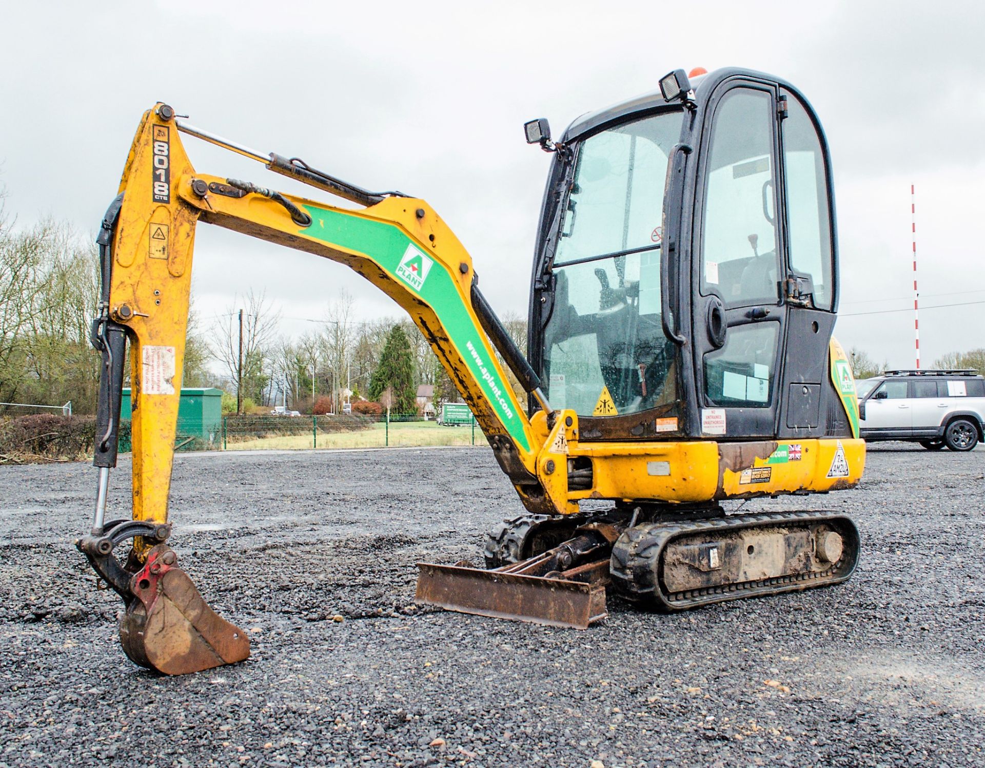 JCB 8018 CTS 1.5 tonne rubber tracked mini excavator Year: 2015 S/N: 2371787 Recorded Hours: 1228