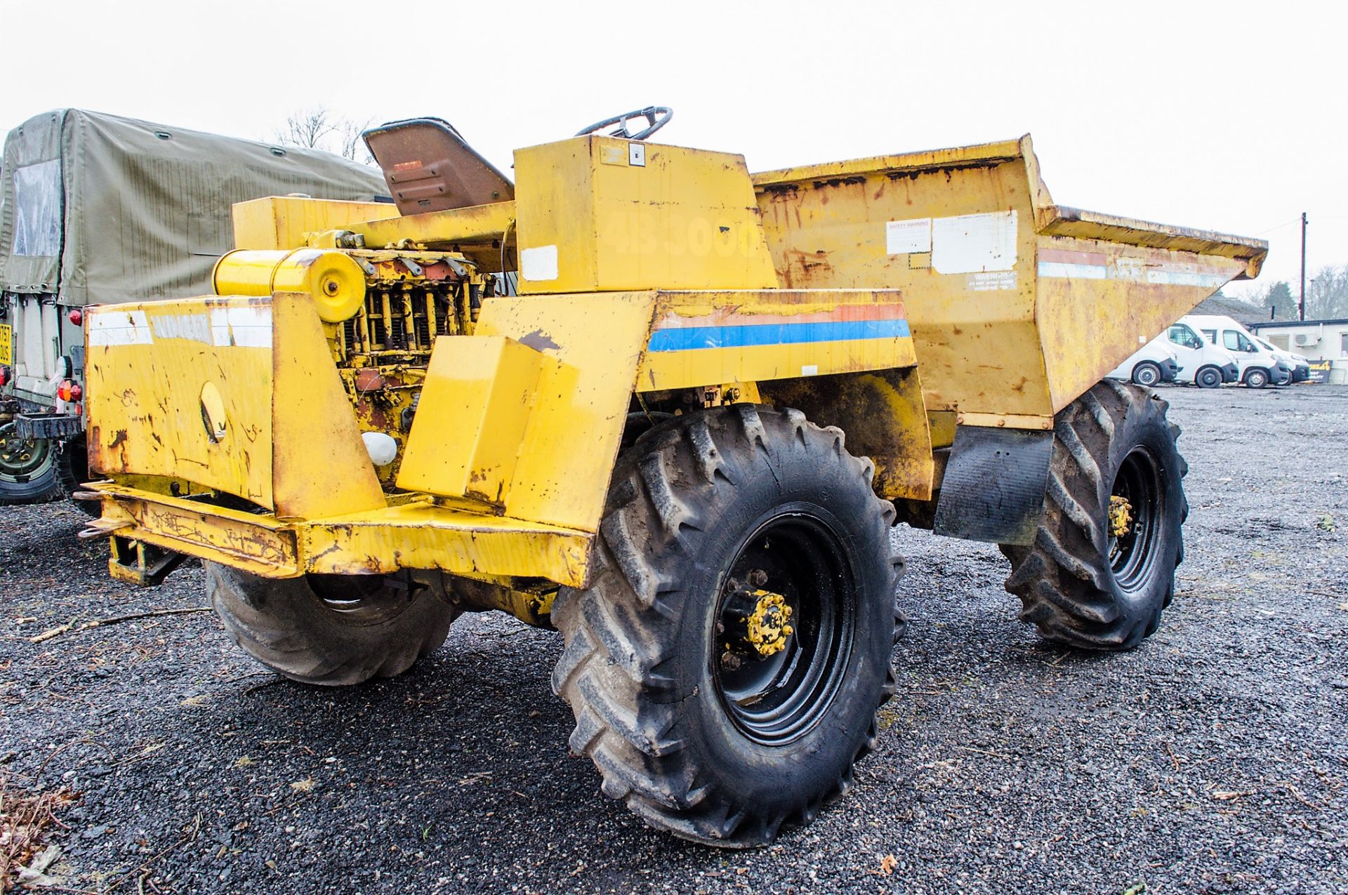 Winget 4B3000 3 tonne straight skip dumper  S/N: 800359 ** No VAT on hammer price but VAT will be - Image 3 of 15