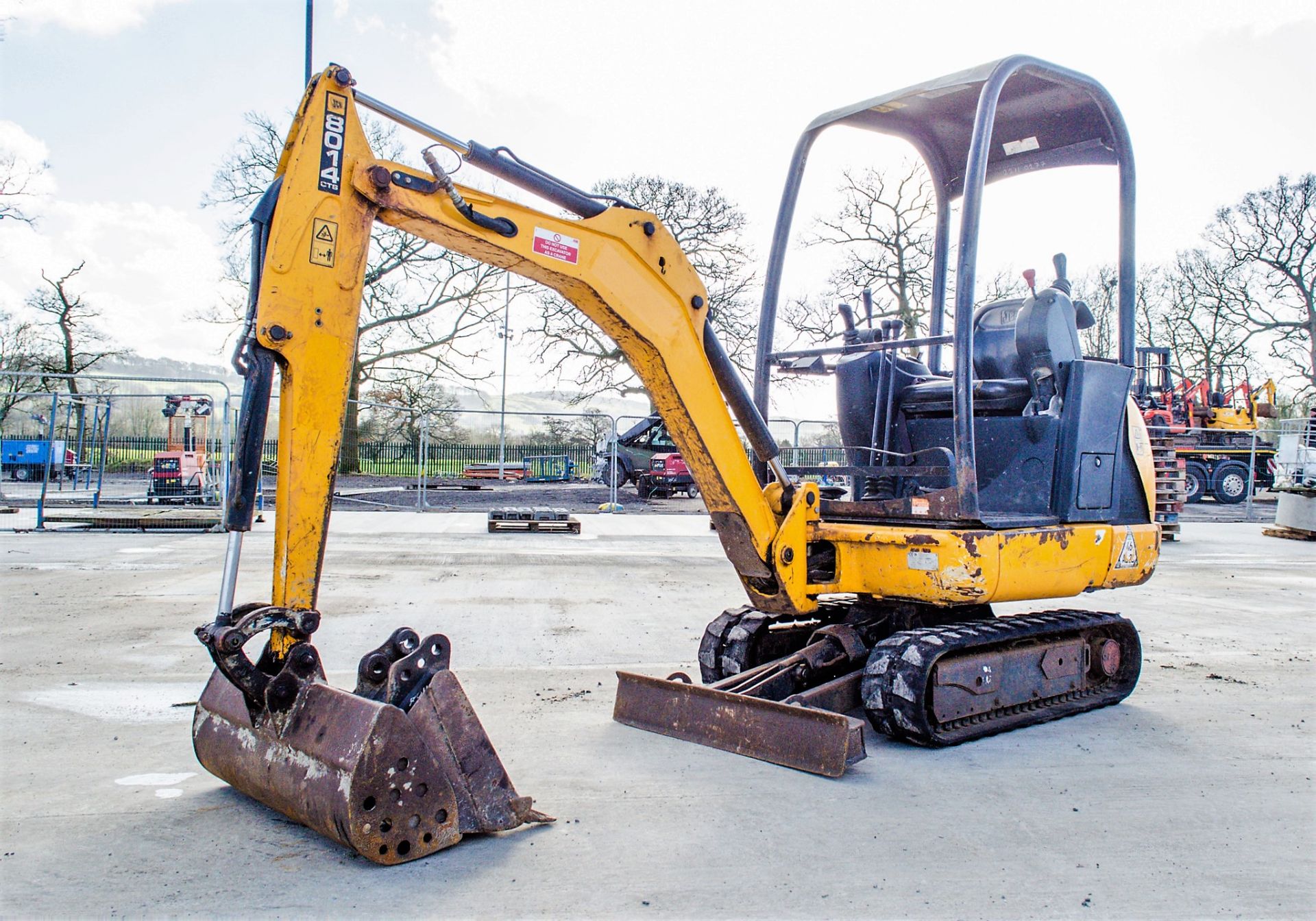 JCB 801.4 CTS 1.5 tonne rubber tracked mini excavator Year: 2015 S/N 2076491 Recorded Hours: 2075