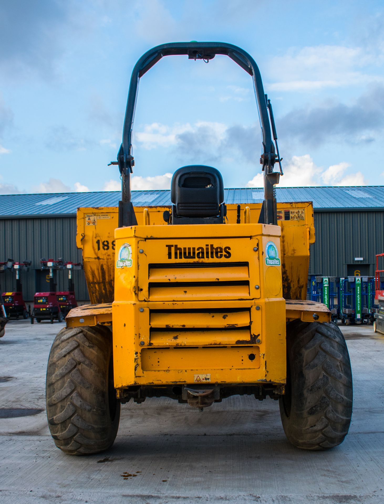 Thwaites 9 tonne straight skip dumper  Year: 2014 S/N: C8538 Recorded Hours: 1990 1880 - Image 6 of 17