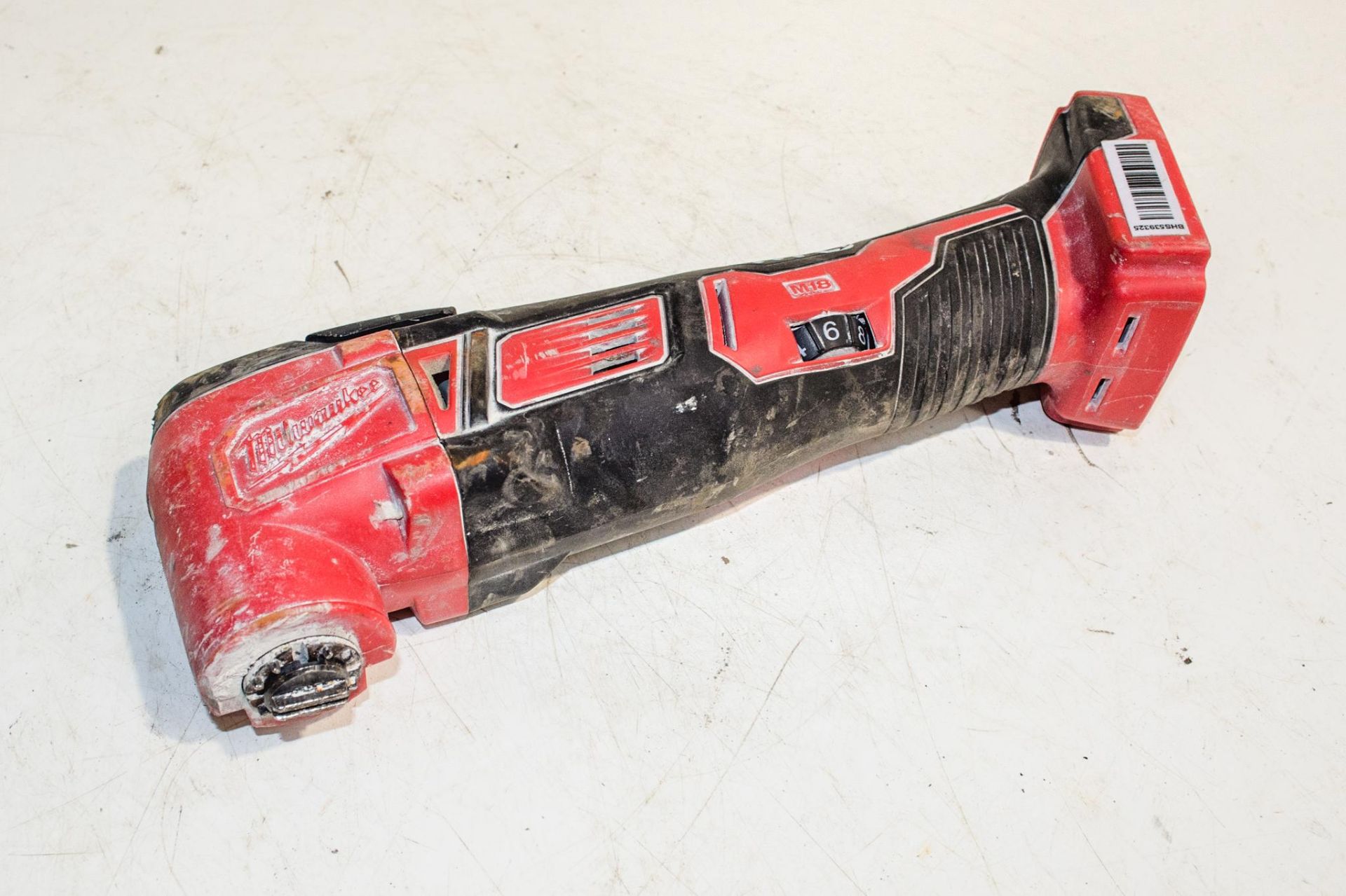 Milwaukee cordless multi tool ** No charger or battery **