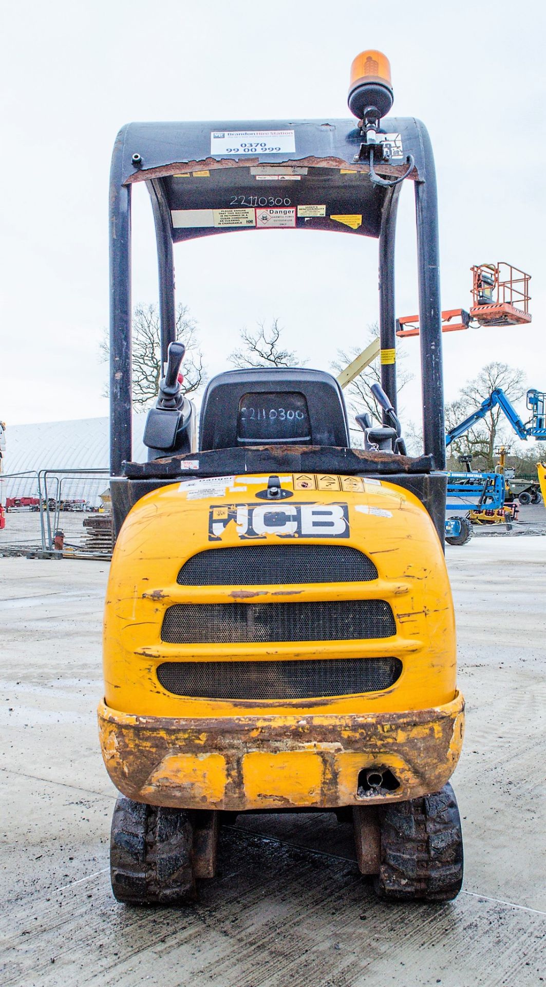 JCB 8014 CTS 1.5 tonne rubber tracked mini excavator Year: 2014 S/N: 82070515 Recorded Hours: 2114 - Image 6 of 18