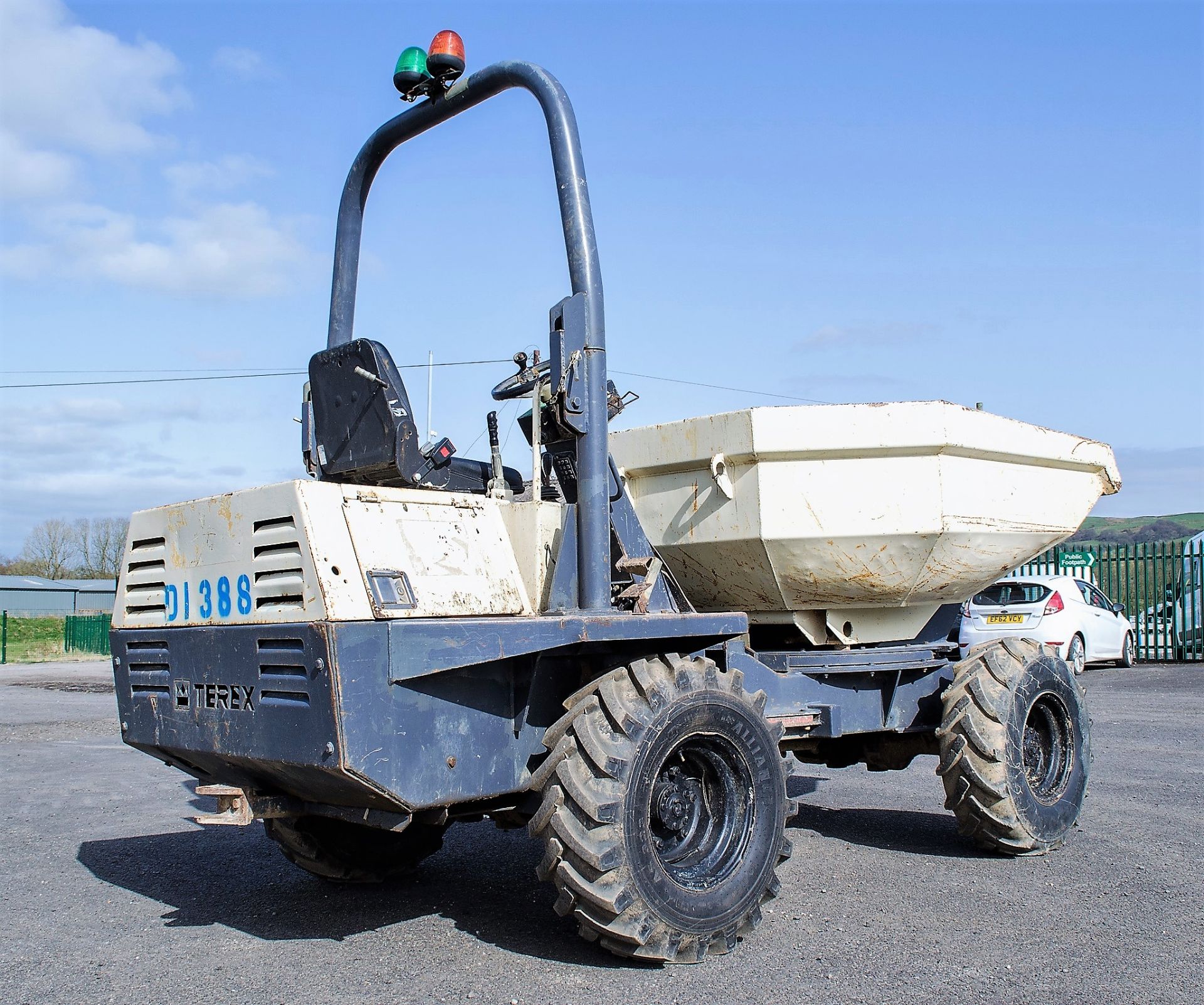 Benford Terex 3 tonne swivel skip dumper Year: 2007 S/N: E704FS192 Recorded Hours: 266 D1388 - Image 4 of 21