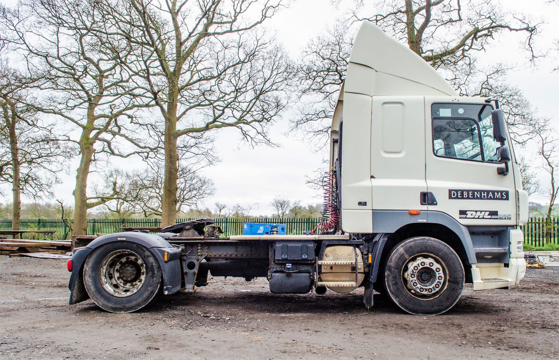 DAF CF 85.410 Euro 5 4 x 2 tractor unit  Registration Number: FN62 AKP   Chassis Number: - Image 8 of 17