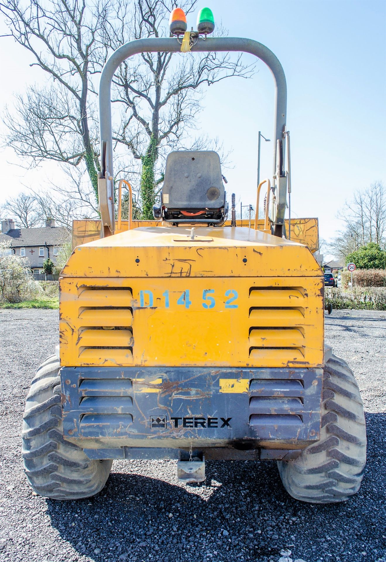 Benford Terex 9 tonne straight skip dumper Year: 2011 S/N: EB6MV2545 D1452 ** Engine smoking ** - Image 6 of 19