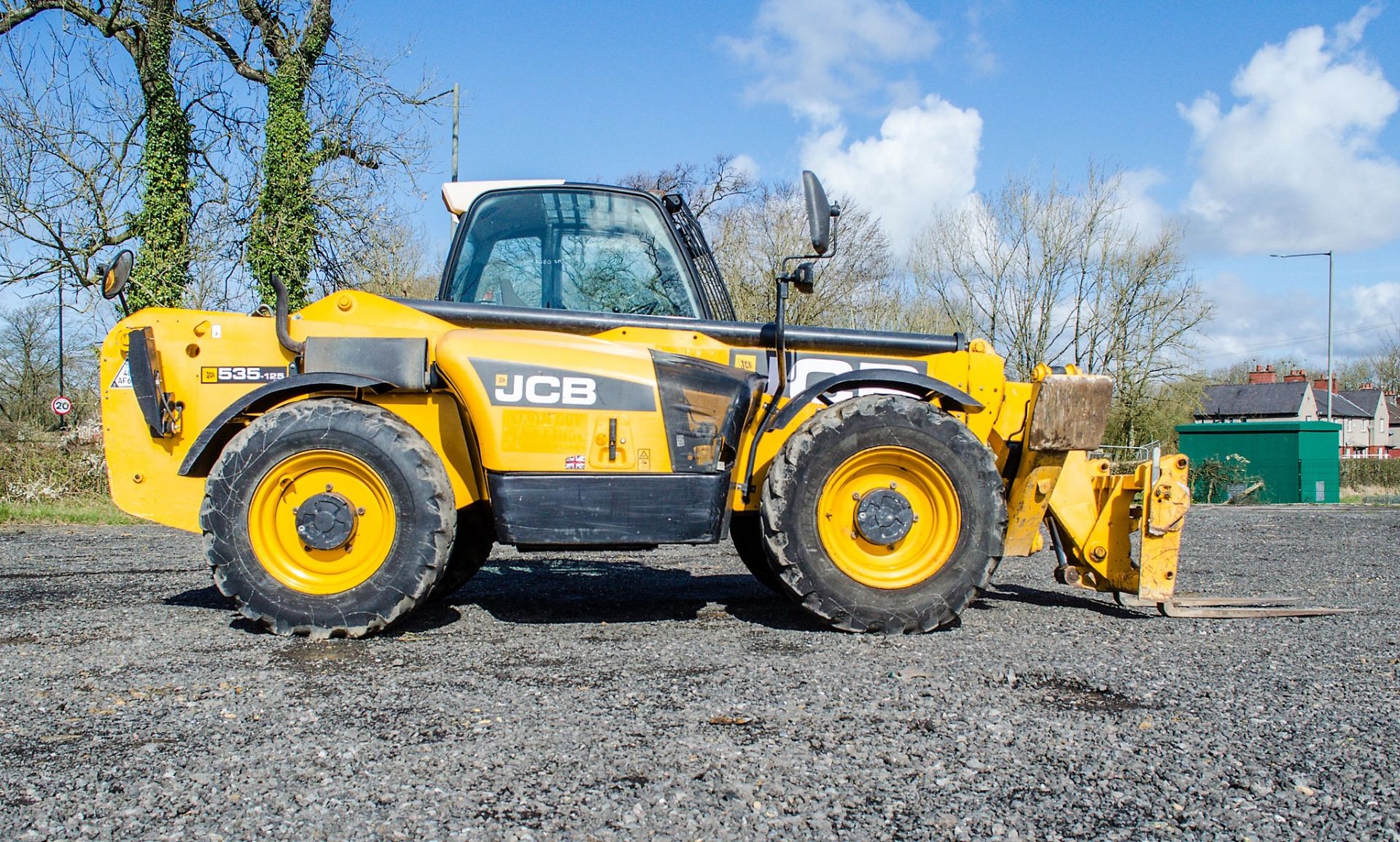 JCB 535-125 Hi-Viz 12.5 metre telescopic handler Year: 2012 S/N: 3487311 Recorded Hours: 4714 - Image 8 of 22