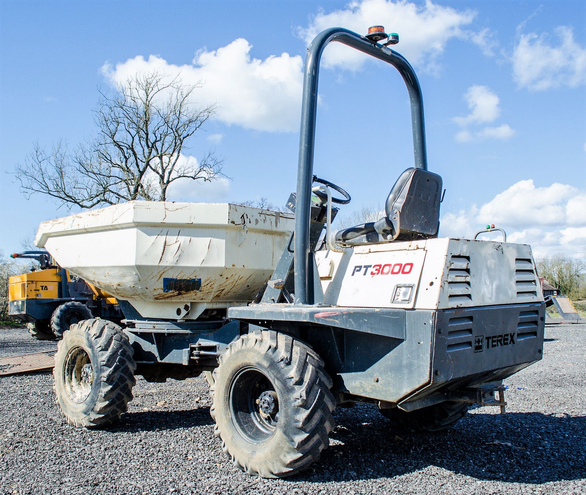 Benford Terex 3 tonne swivel skip dumper Year: 2007 S/N: E702FS057 Recorded Hours: Not displayed ( - Image 3 of 19