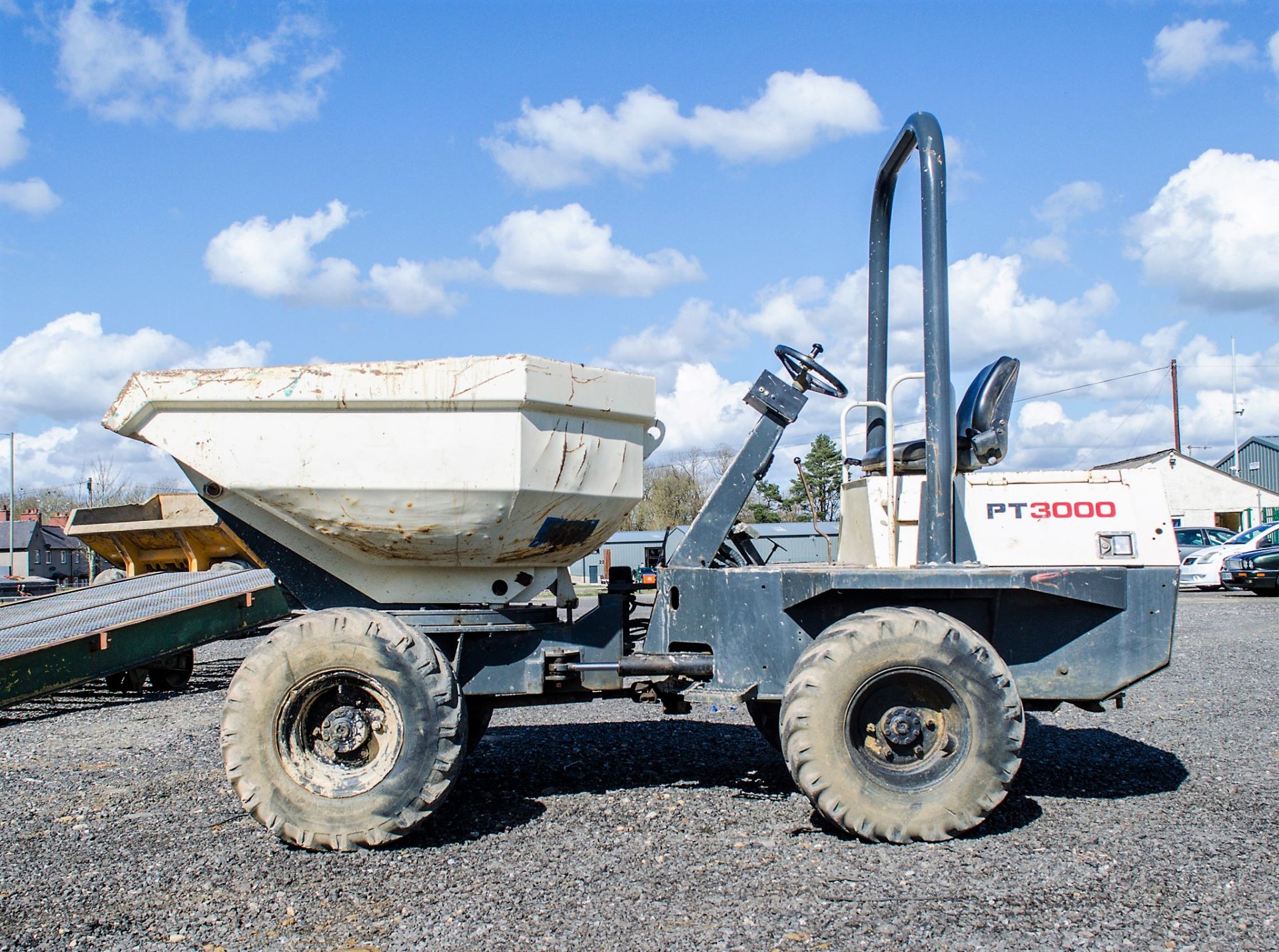 Benford Terex 3 tonne swivel skip dumper Year: 2007 S/N: E702FS057 Recorded Hours: Not displayed ( - Image 7 of 19