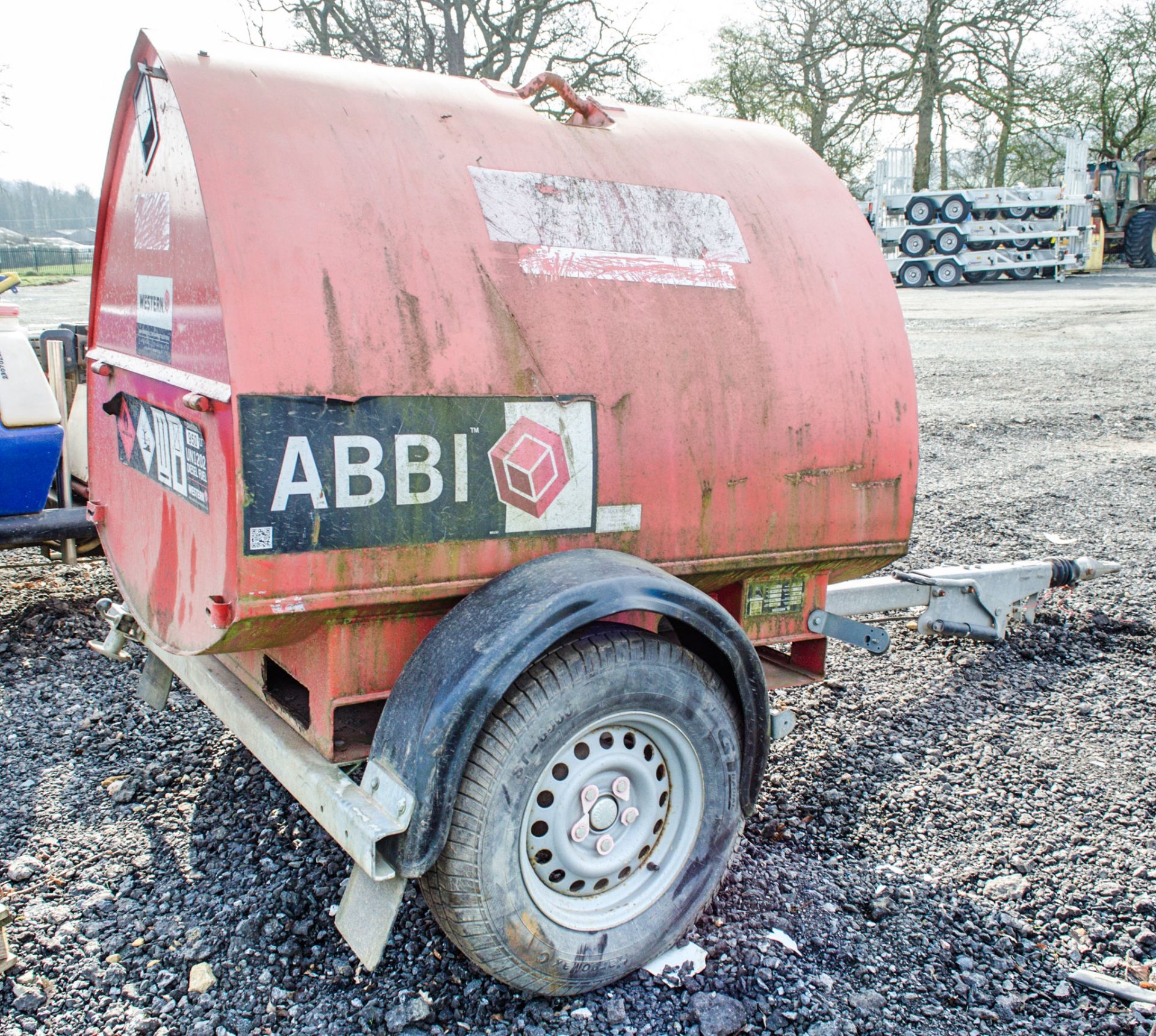 Western Abbi 950 litre fast tow mobile bunded fuel bowser c/w manual pump 1402-0810 ** No hose or - Image 2 of 3