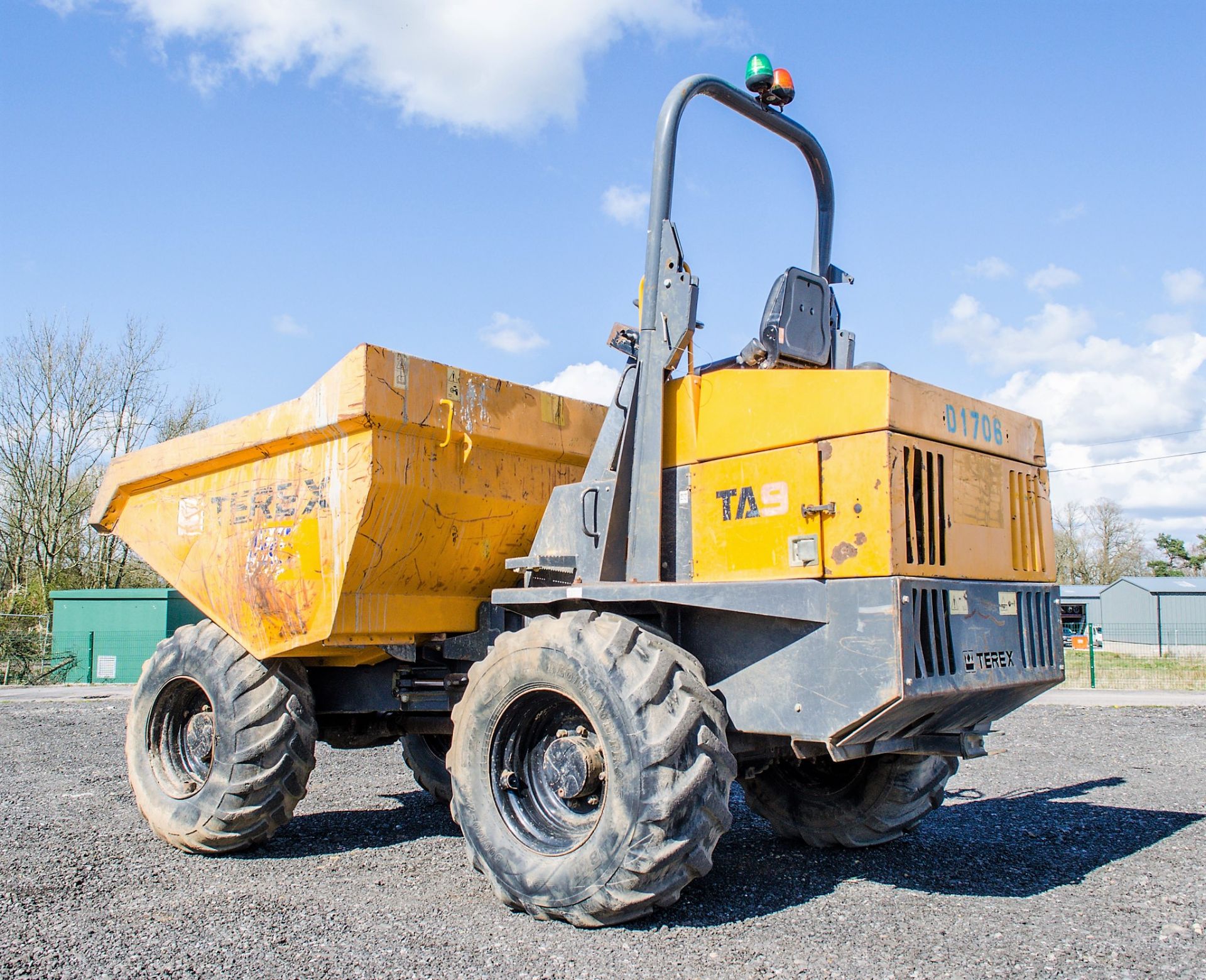 Terex 9 tonne straight skip dumper Year: 2014 S/N: EE1PK4941 Recorded Hours: 2292 D1706 - Image 3 of 19