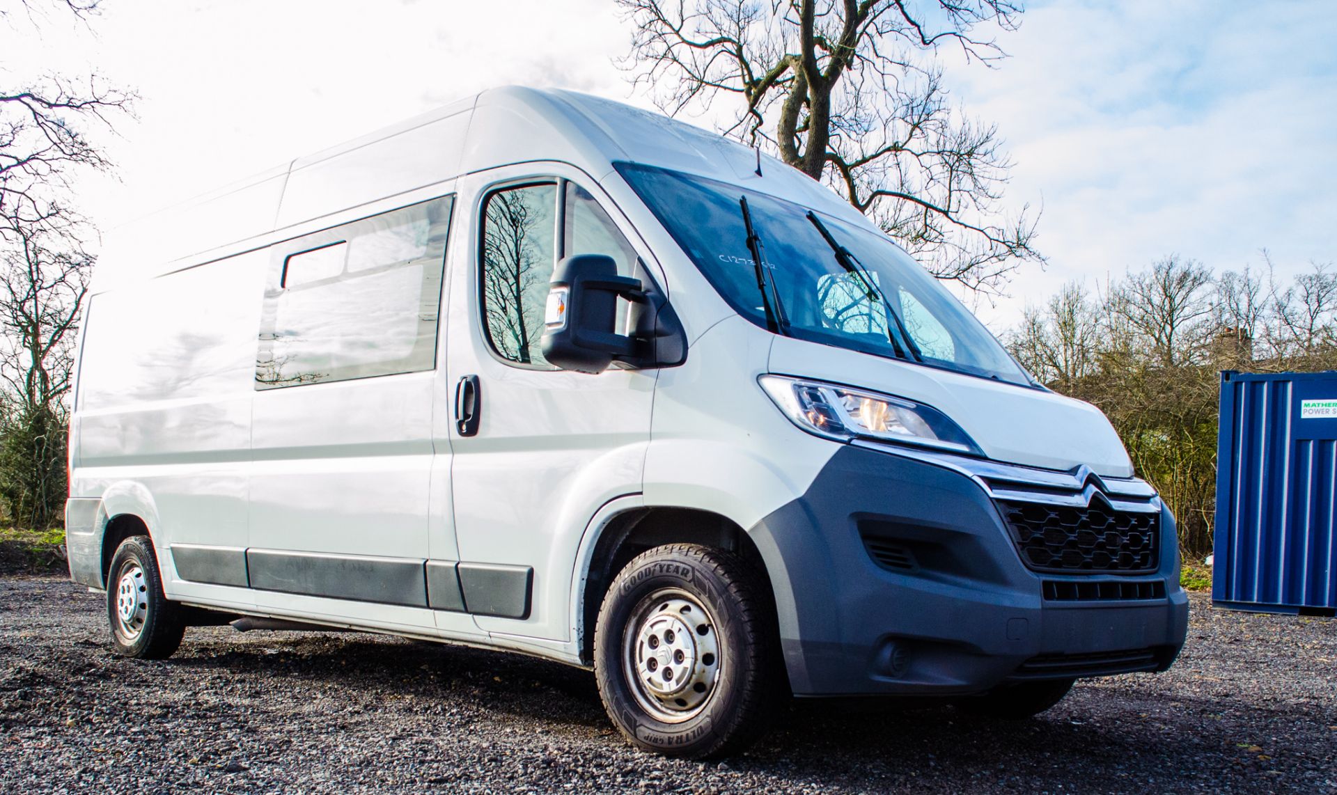 Citroen Relay 35 CLM 2.2 diesel driven 9 seat crew cab panel van Ex MOD  Vin number: - Image 2 of 23