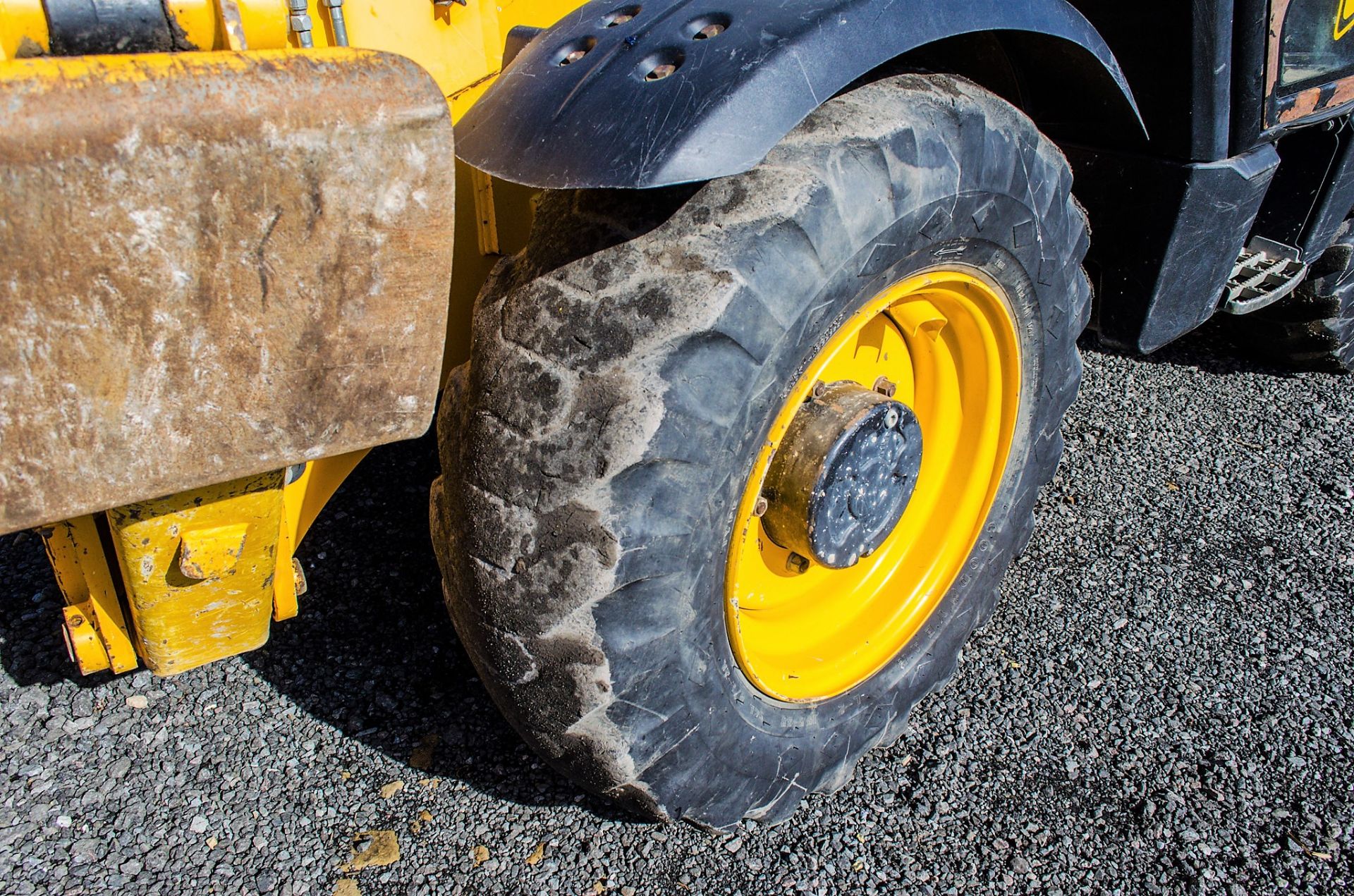 JCB 535-125 Hi-Viz 12.5 metre telescopic handler Year: 2012 S/N: 3487311 Recorded Hours: 4714 - Image 14 of 22