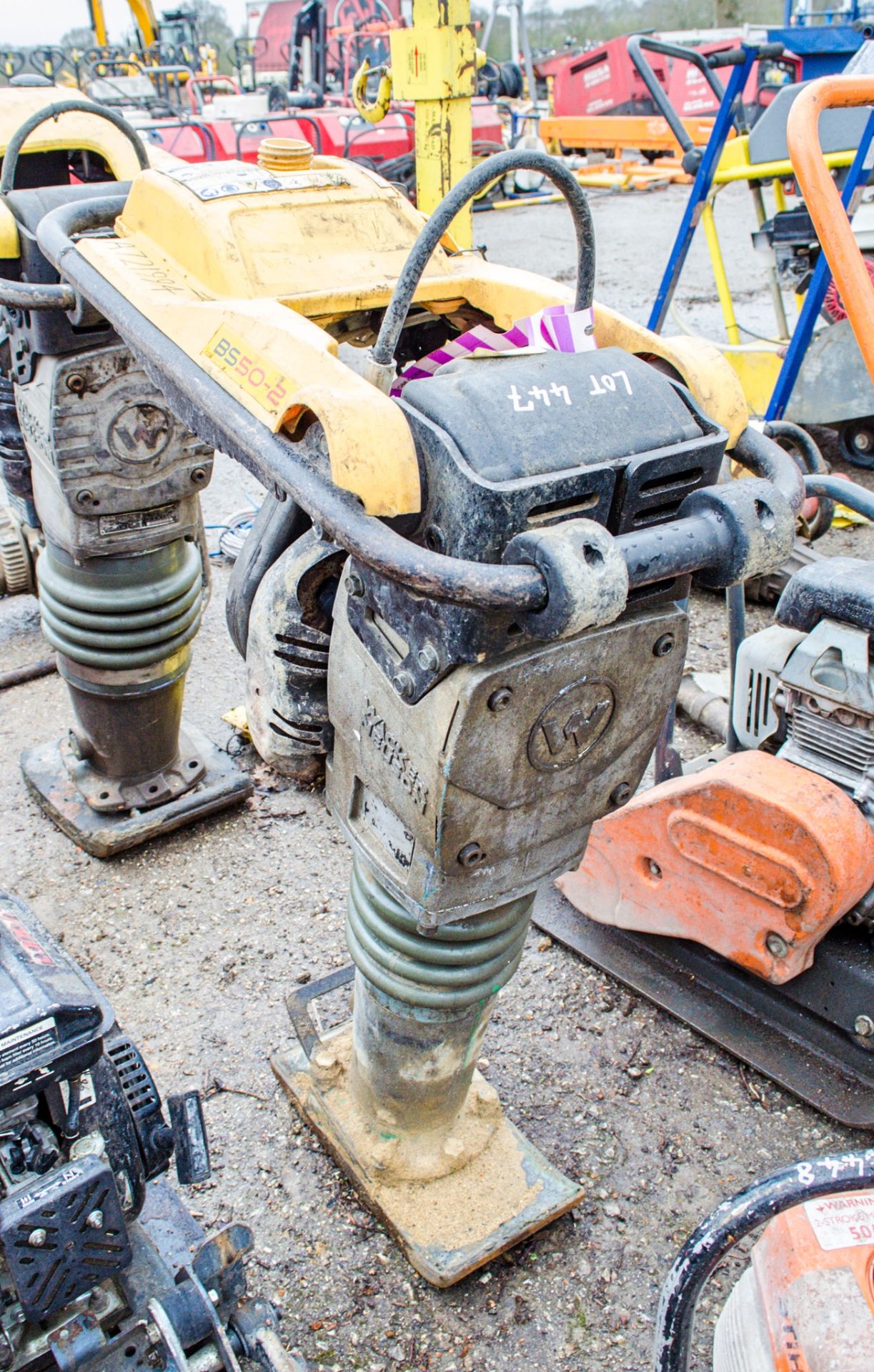 Wacker Neuson B550-2 petrol driven trench compactor A721994 - Image 2 of 3