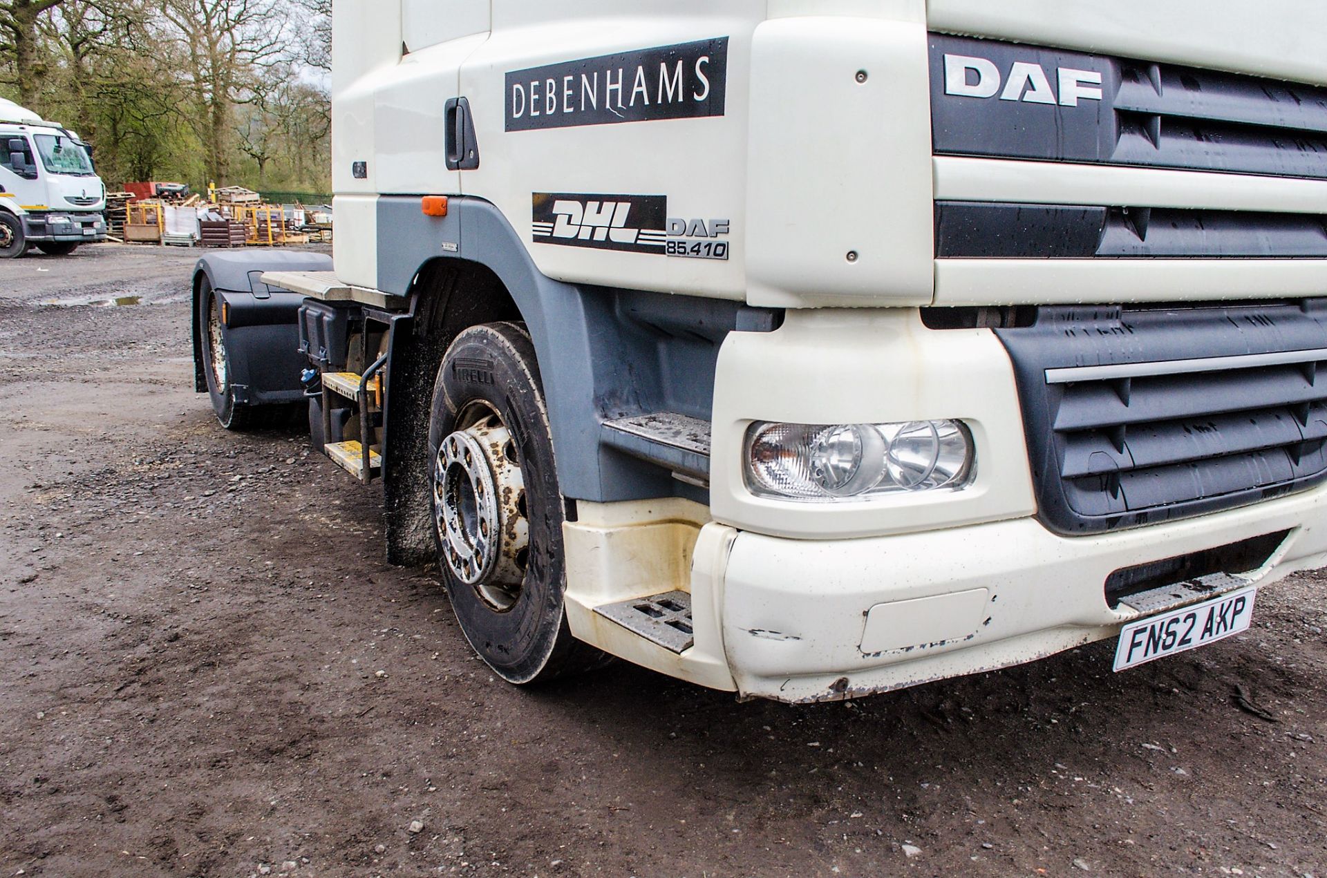 DAF CF 85.410 Euro 5 4 x 2 tractor unit  Registration Number: FN62 AKP   Chassis Number: - Image 9 of 17