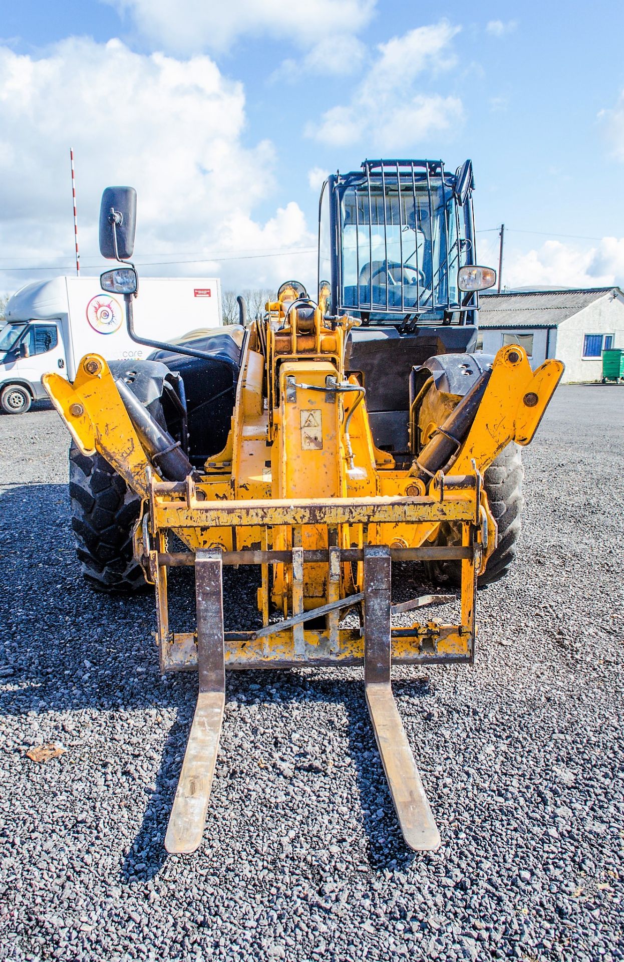 JCB 535-125 Hi-Viz 12.5 metre telescopic handler Year: 2012 S/N: 3487311 Recorded Hours: 4714 - Image 5 of 22