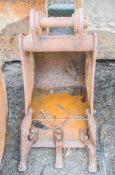 1.5 ft excavator bucket