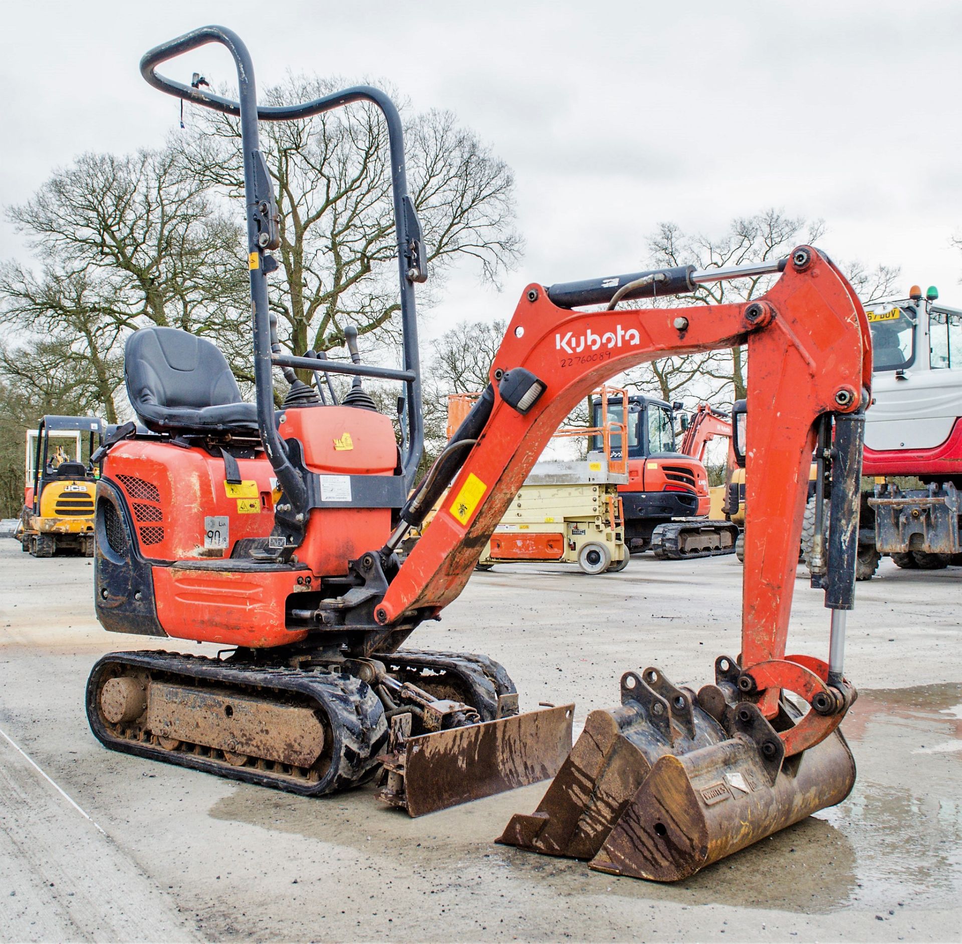 Kubota K008-3 0.8 tonne rubber tracked micro excavator Year: 2017 S/N: 29274 Recorded Hours: 1105 - Image 2 of 18