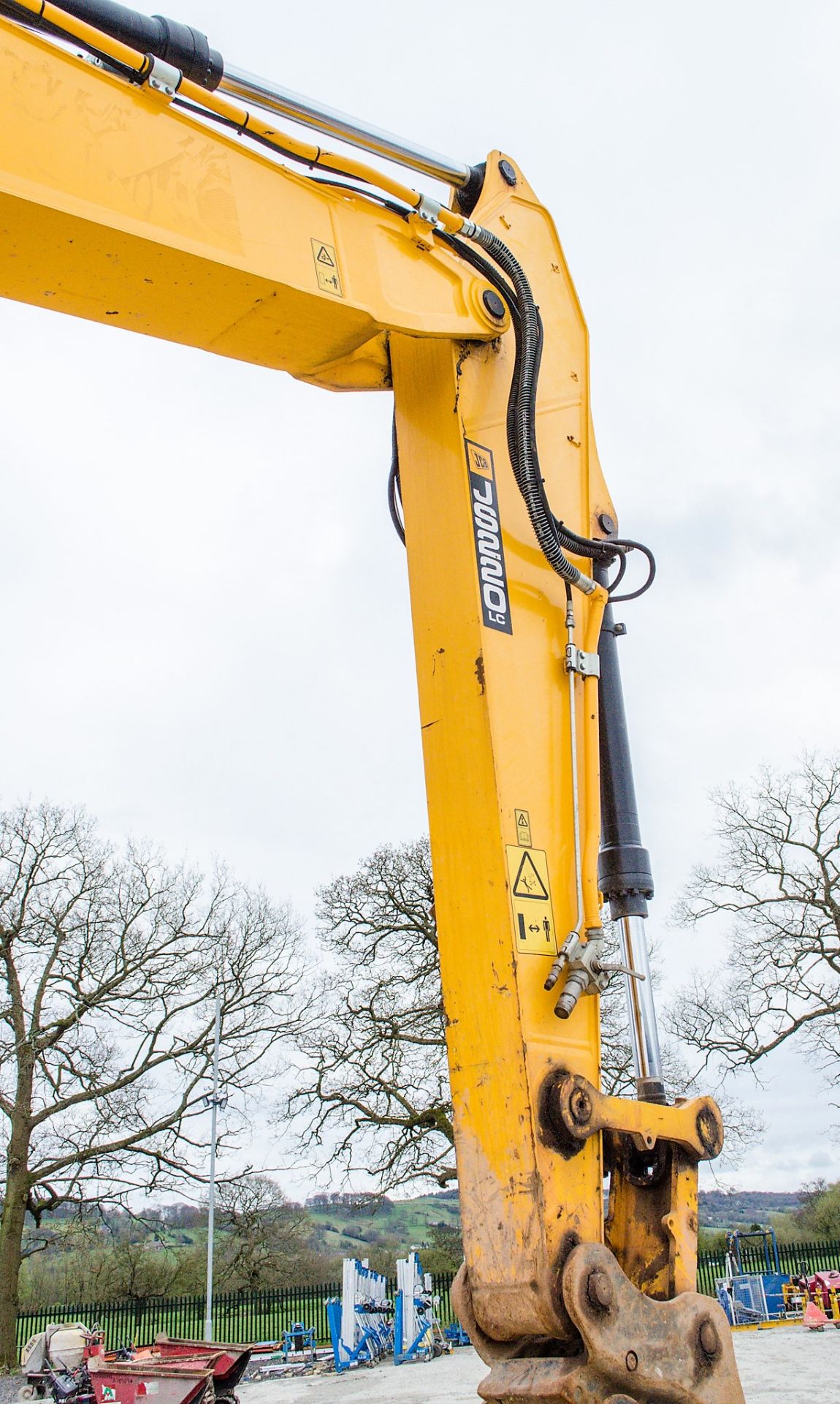 JCB JS 220 LC 22 tonne steel tracked excavator  Year: 2014 S/N: 02135730 Rec Hours: 7662 c/w 2 - Image 9 of 27