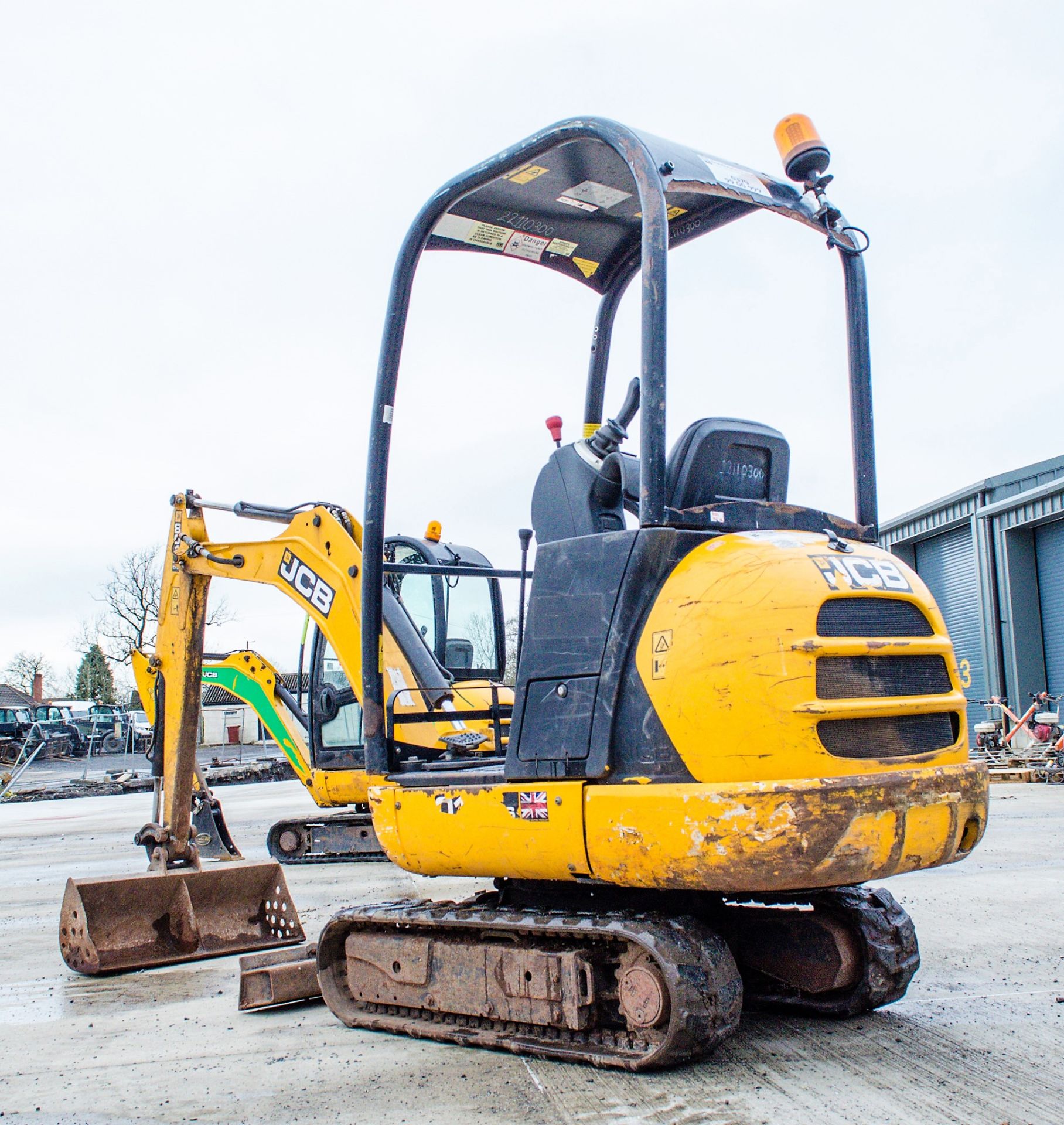 JCB 8014 CTS 1.5 tonne rubber tracked mini excavator Year: 2014 S/N: 82070515 Recorded Hours: 2114 - Image 4 of 18