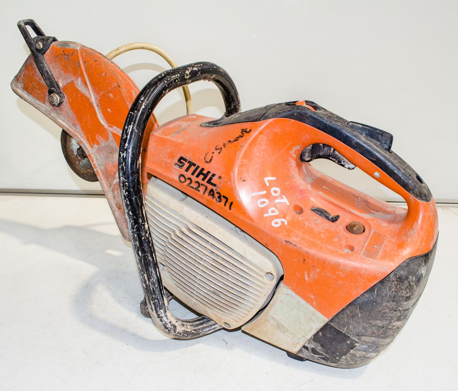 Stihl TS410 petrol driven cut off saw ** Pull cord missing ** - Image 2 of 2