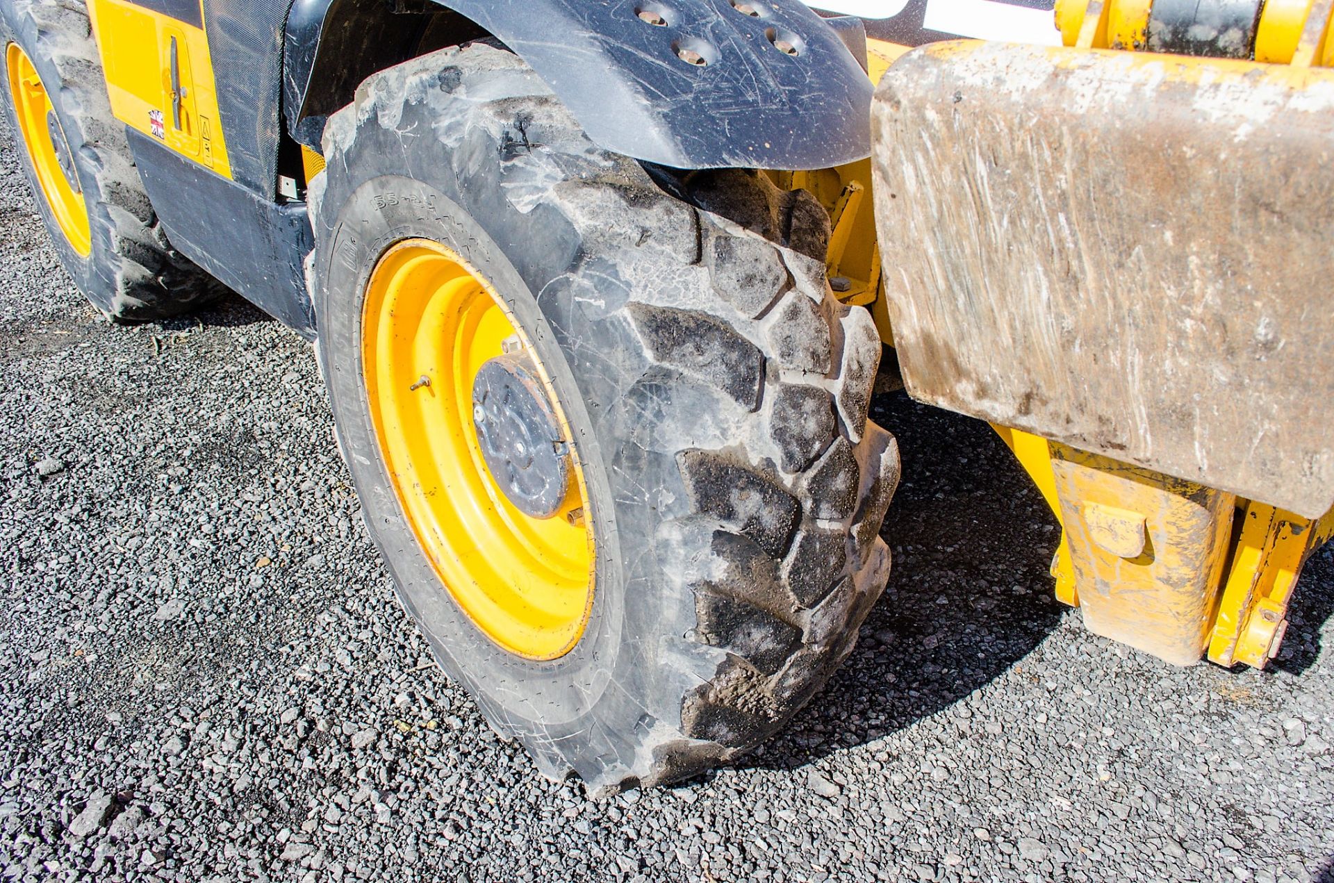 JCB 535-125 Hi-Viz 12.5 metre telescopic handler Year: 2012 S/N: 3487311 Recorded Hours: 4714 - Image 16 of 22