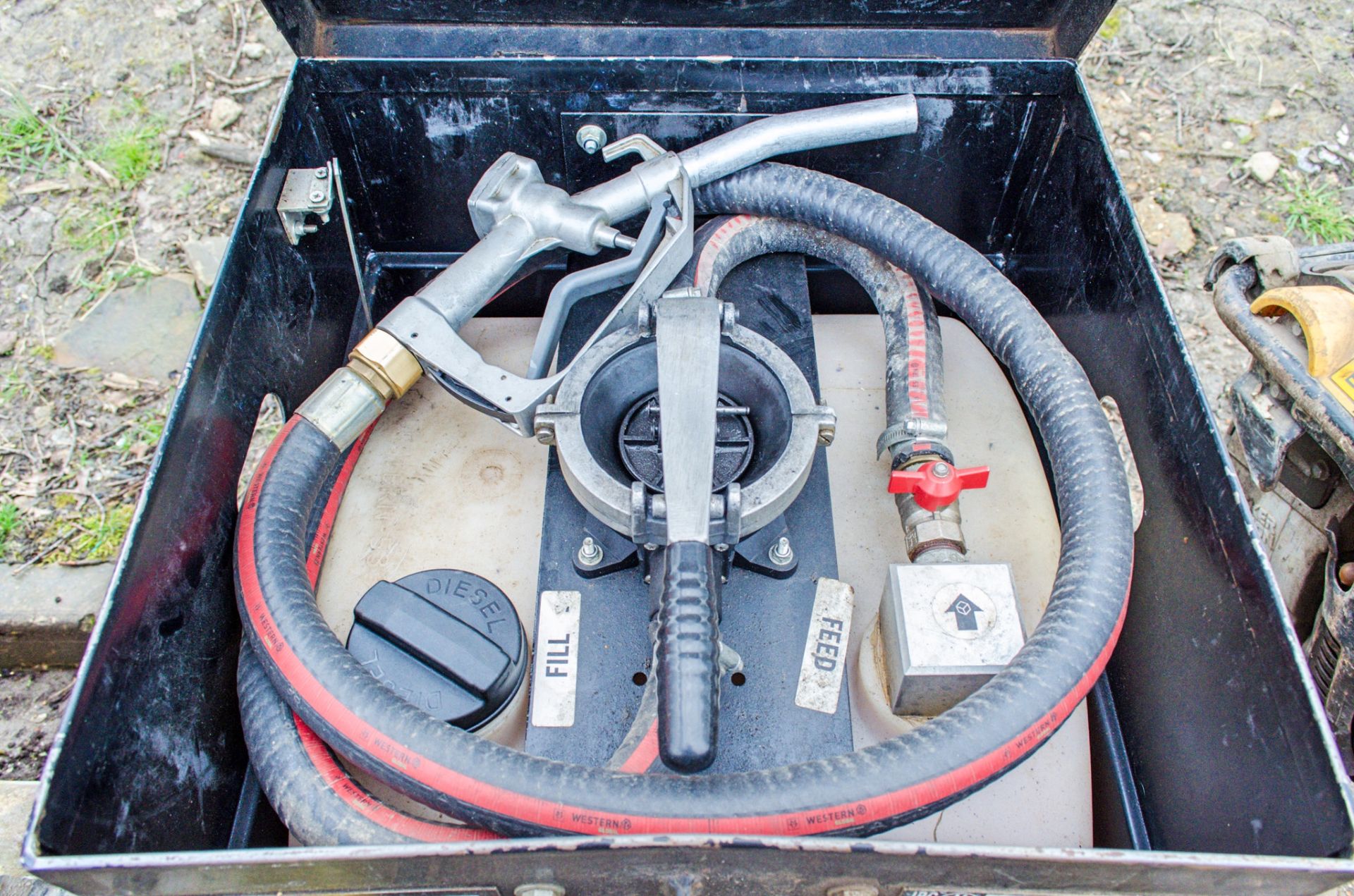 Western 105 litre bunded fuel bowser c/w hand pump, delivery hose & trigger nozzle A673816 - Image 2 of 2