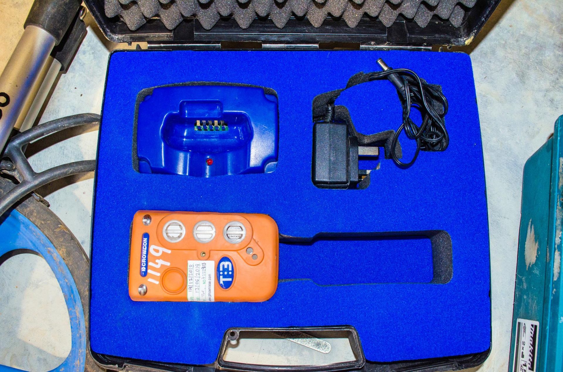 Crowcon gas detector kit c/w carry case