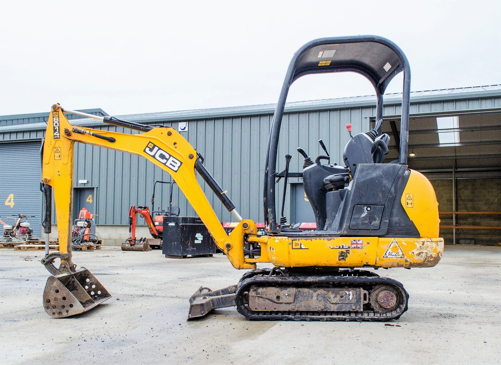 JCB 8014 CTS 1.5 tonne rubber tracked mini excavator Year of Manufacture: 2014 Model Year: 2015 S/N: - Image 7 of 18