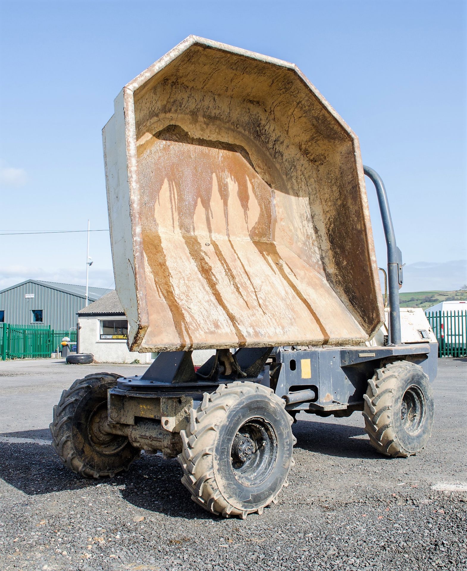 Benford Terex 3 tonne swivel skip dumper Year: 2007 S/N: E704FS192 Recorded Hours: 266 D1388 - Image 9 of 21