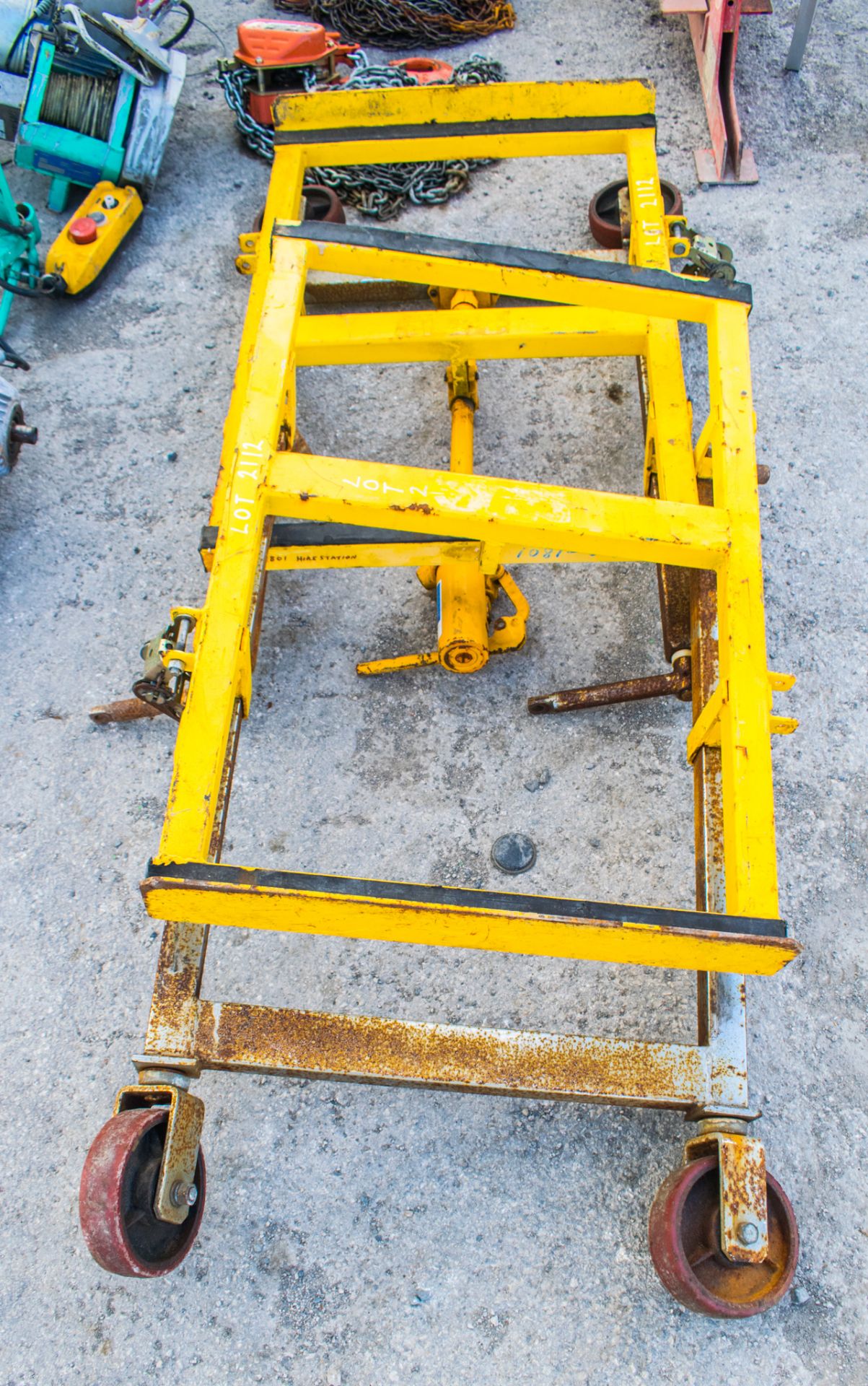 Pair pf panel lifting trollies