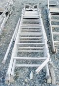 Centaure extending aluminium step ladder/podium