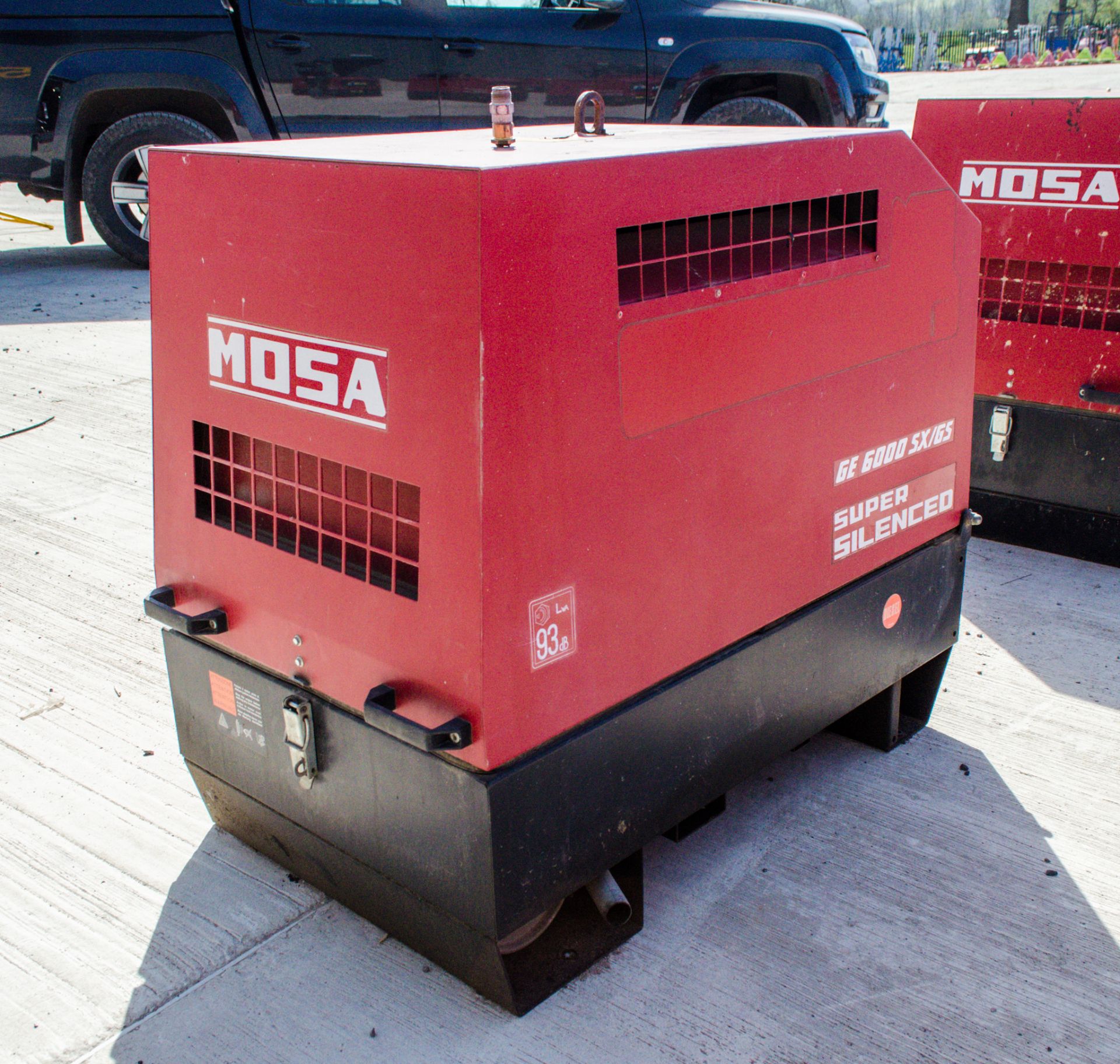 Mosa GE6000 SX/GS diesel driven generator Year: 2014 S/N: 036692 Recorded Hours: 1071 1410-4133 - Image 2 of 4