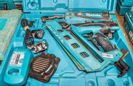 Makita GN900 cordless nail gun for spares c/w battery, charger & carry case 14107960