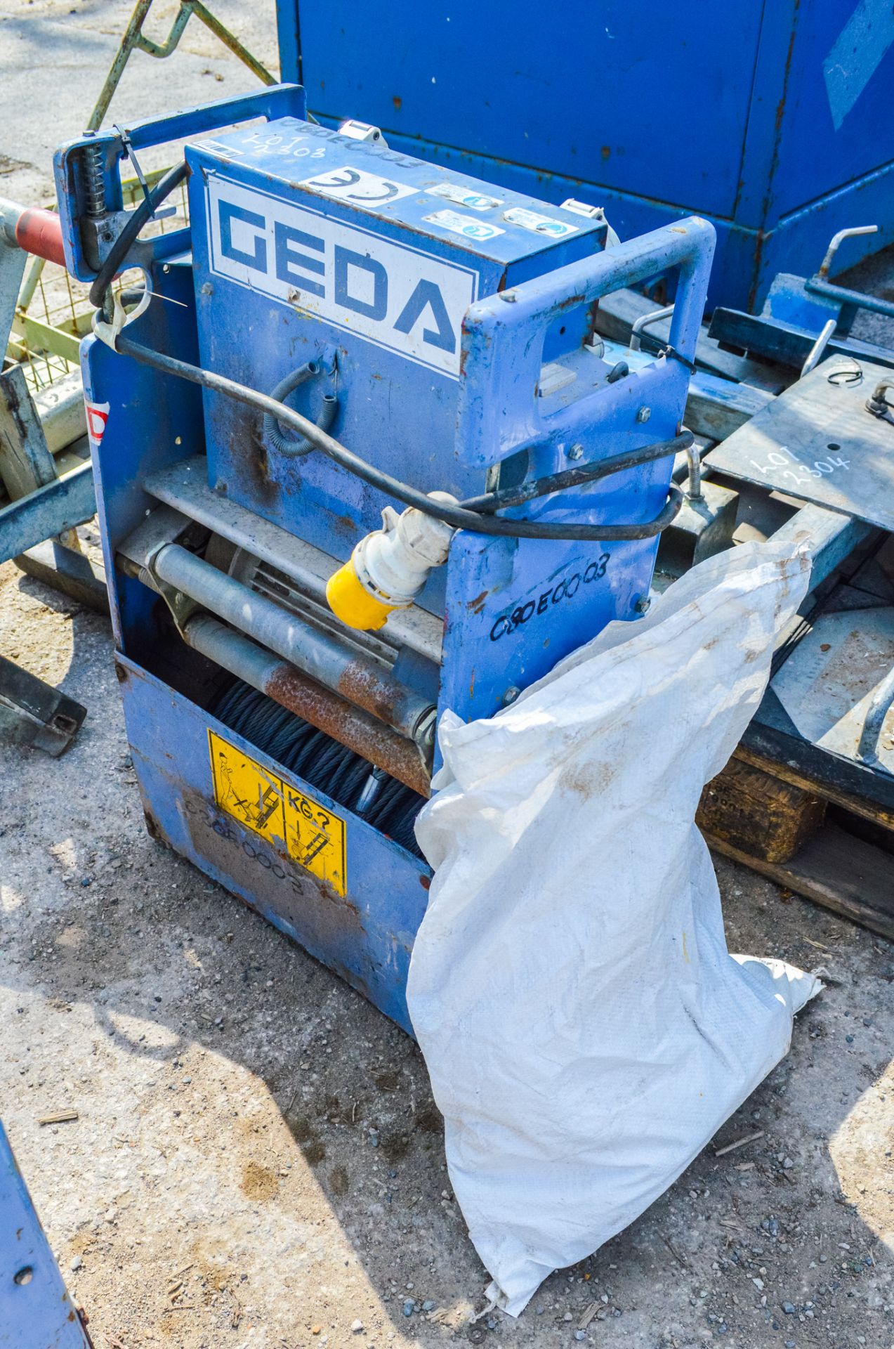 Geda-Lift 110v hoist 080E003