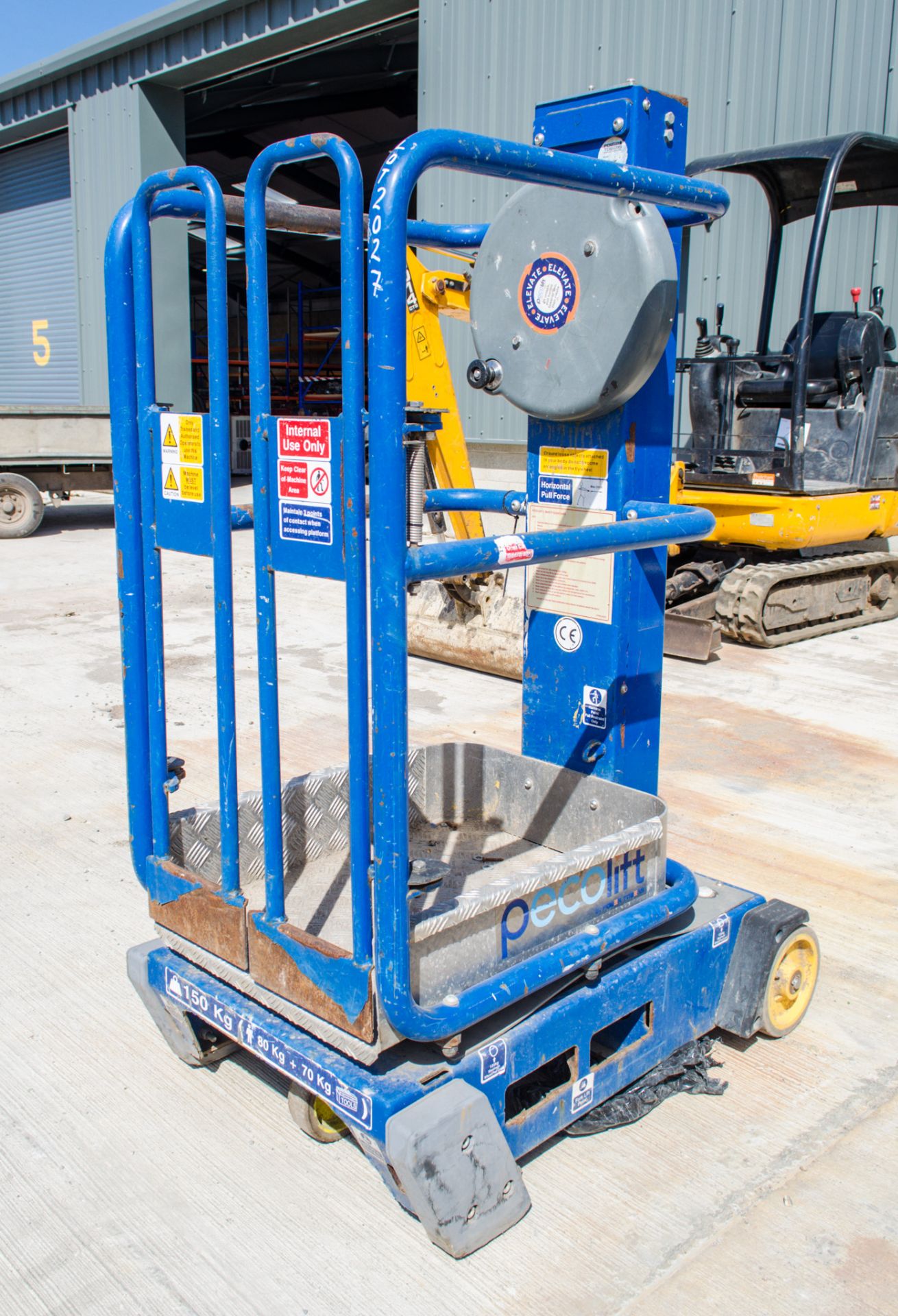 Power Tower peco lift manual personell lift  PF1833