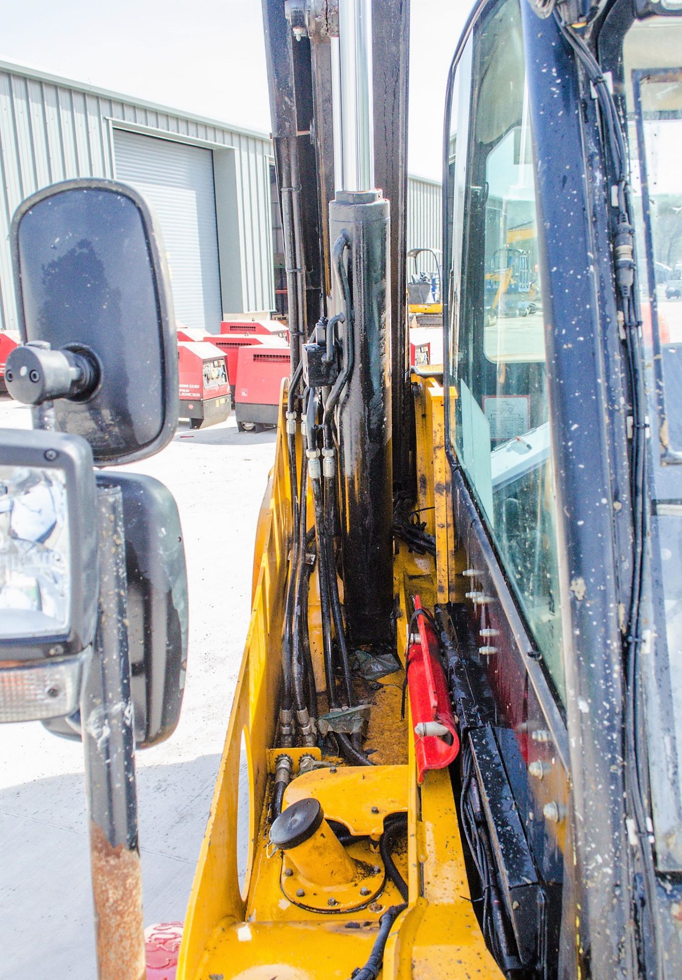 JCB 520-40 4 metre telescopic handler - Image 12 of 22