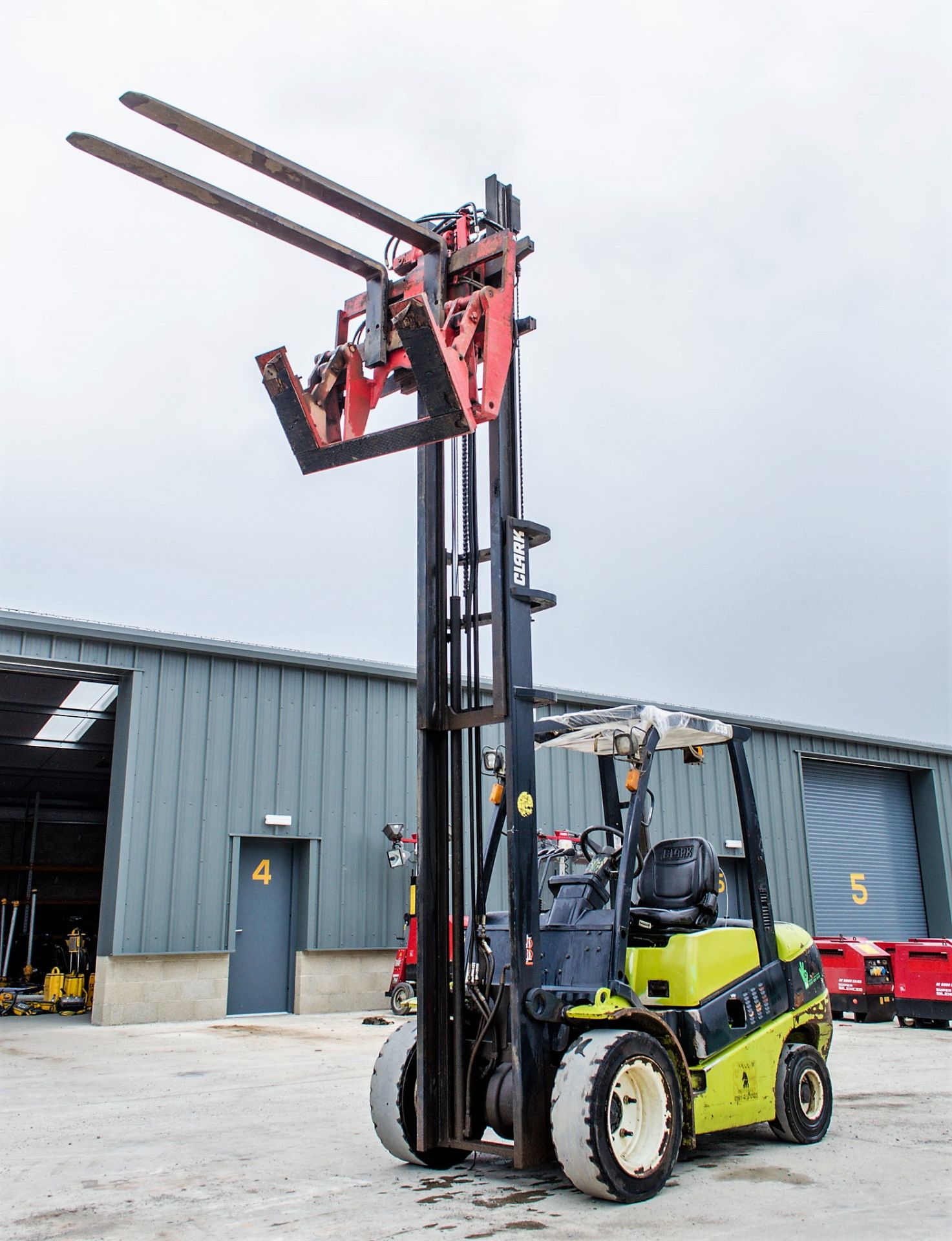 Clark C35D 3.5 tonne diesel fork lift truck Year: 2014 S/N: 542389 Recorded Hours: 2730 c/w - Image 9 of 18