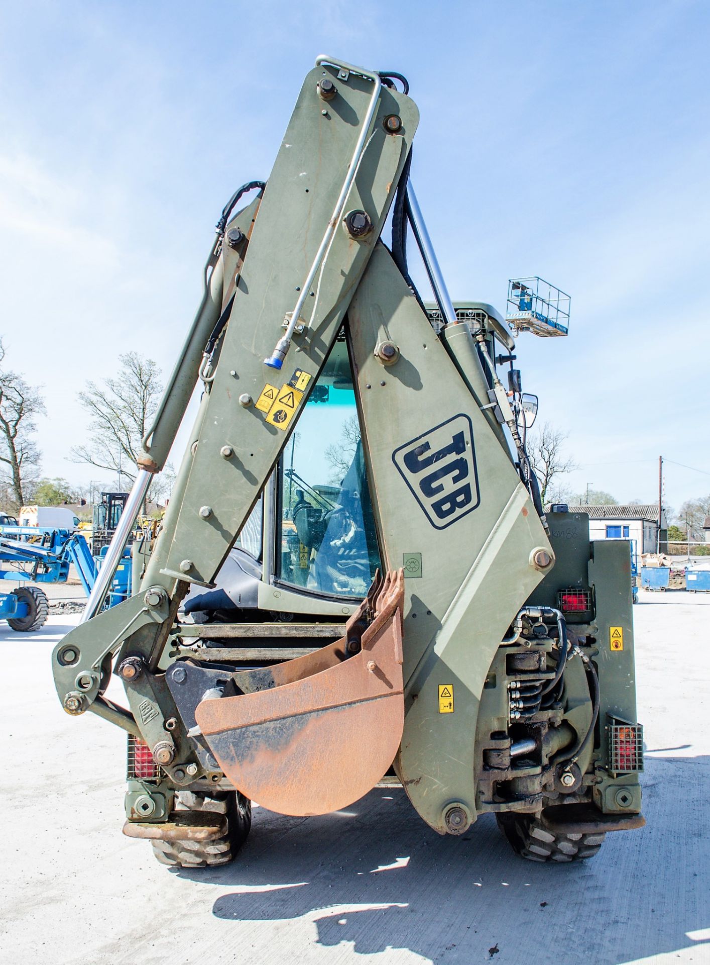 JCB 4CX Sitemaster backhoe loader Year: 2010 S/N: 2003206 Recorded Hours: 4362 c/w 4-in-1 loading - Image 6 of 24