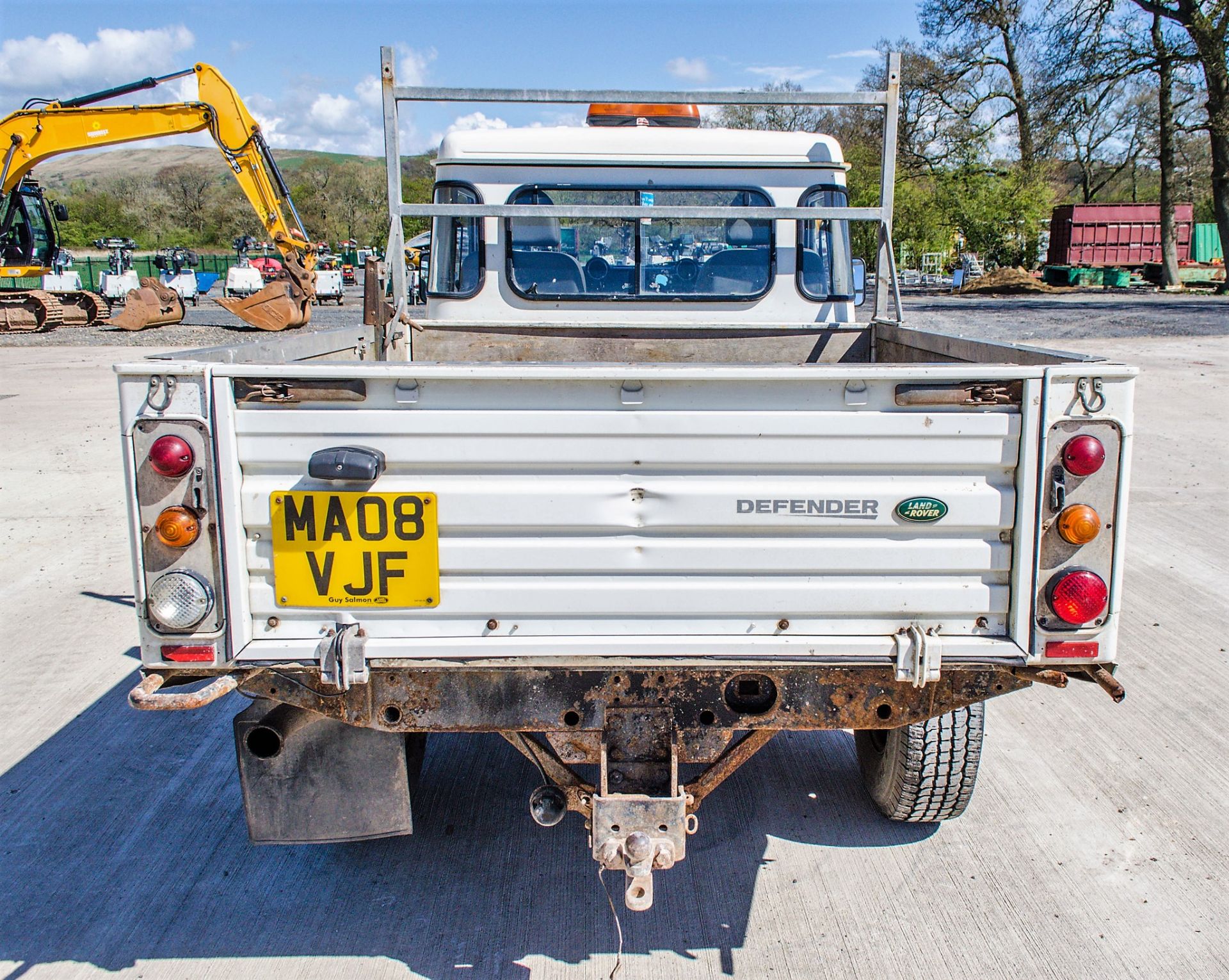 Landrover Defender 110 2.4 diesel hi capacity 4wd pick up - Image 6 of 20