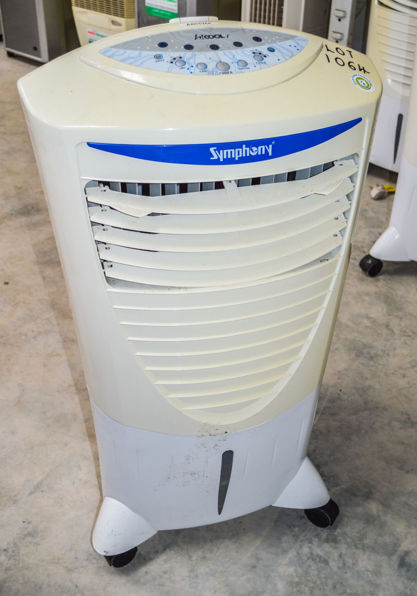 Symphony 240v air conditioning unit A803355